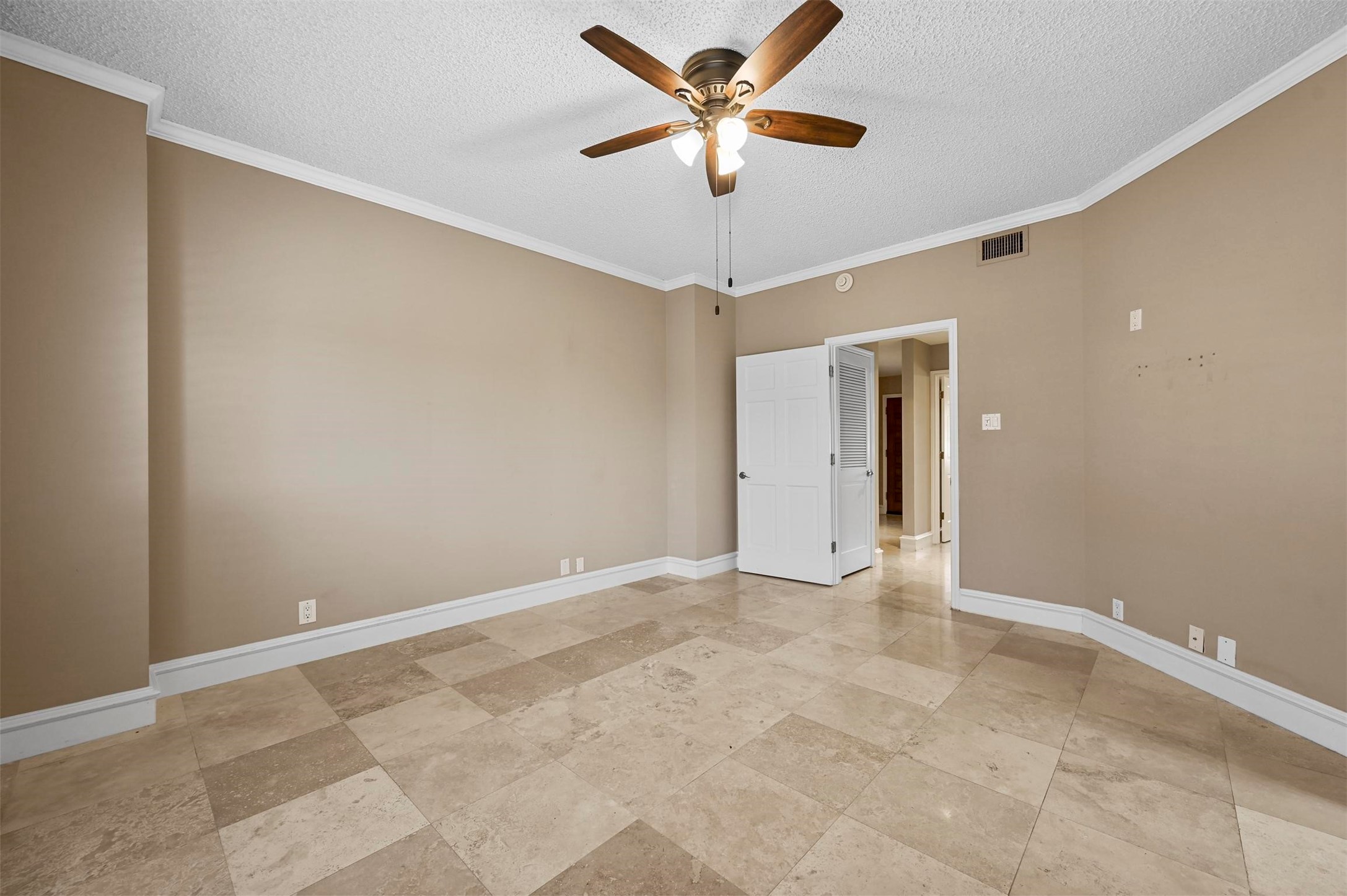 2108 Reflection Bay Drive 306 , Arlington, TX, 76013 | 20769391 | Realty Texas LLC