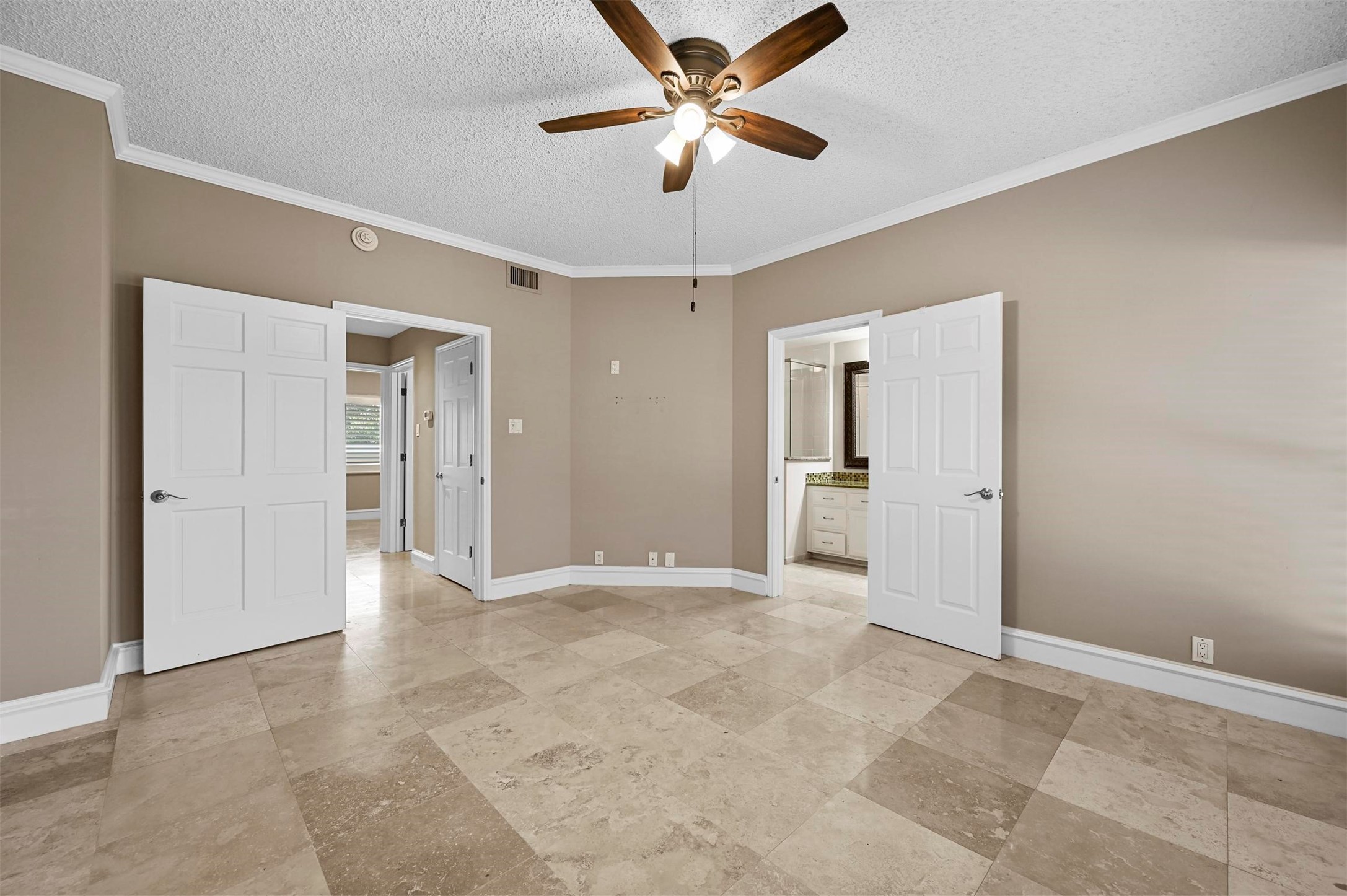 2108 Reflection Bay Drive 306 , Arlington, TX, 76013 | 20769391 | Realty Texas LLC