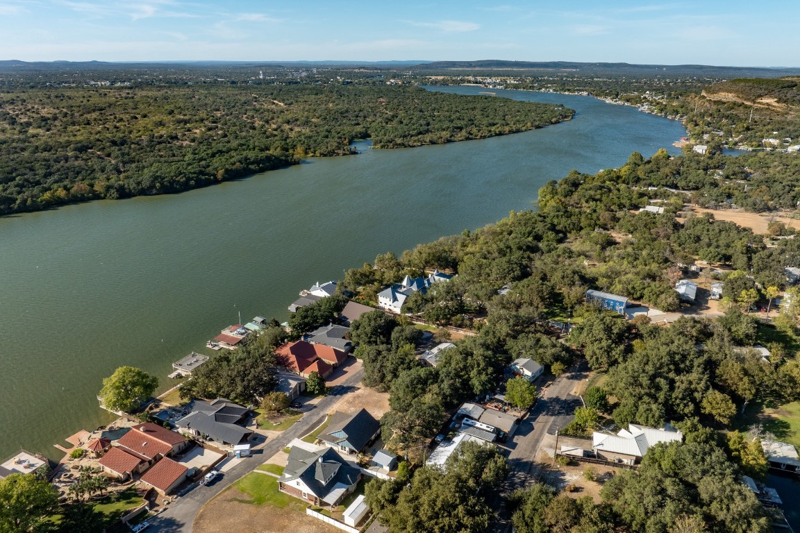 127 Hidden Oaks Drive , Kingsland, TX, 78639 | 4879611 | Realty Texas LLC