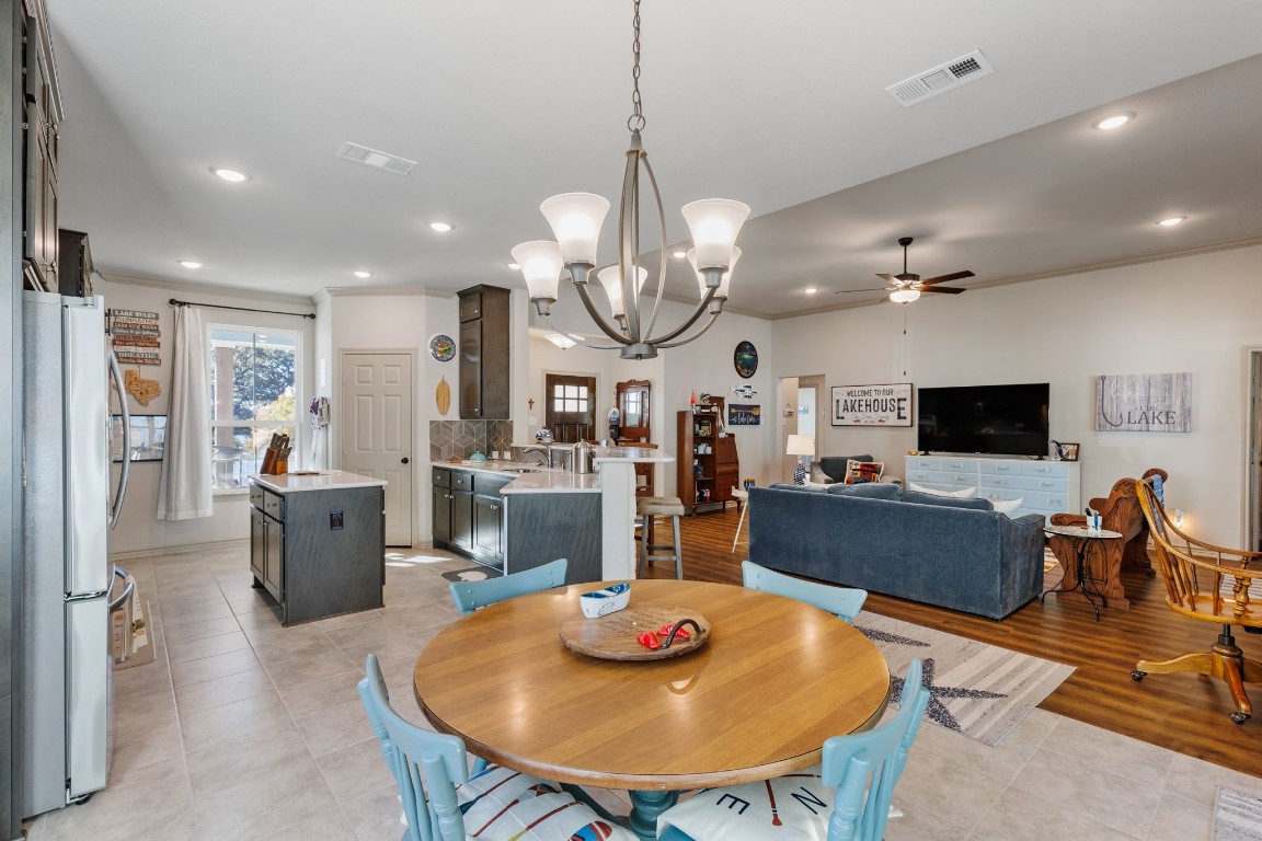 127 Hidden Oaks Drive , Kingsland, TX, 78639 | 4879611 | Realty Texas LLC