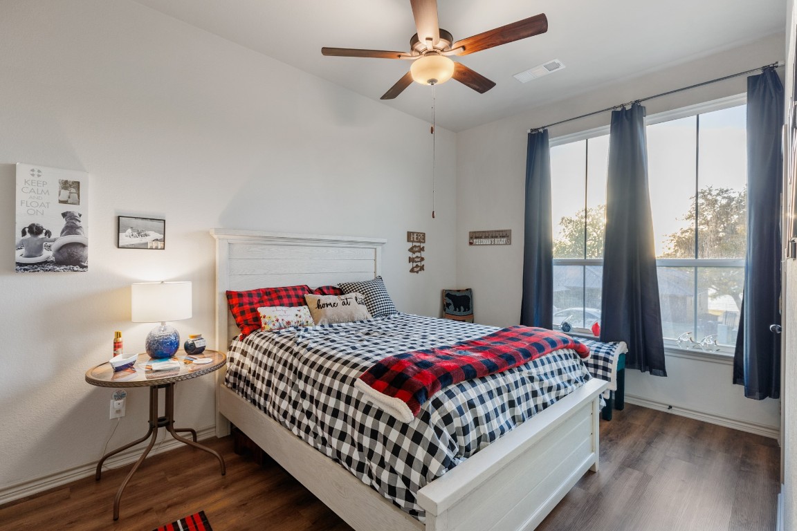 127 Hidden Oaks Drive , Kingsland, TX, 78639 | 4879611 | Realty Texas LLC