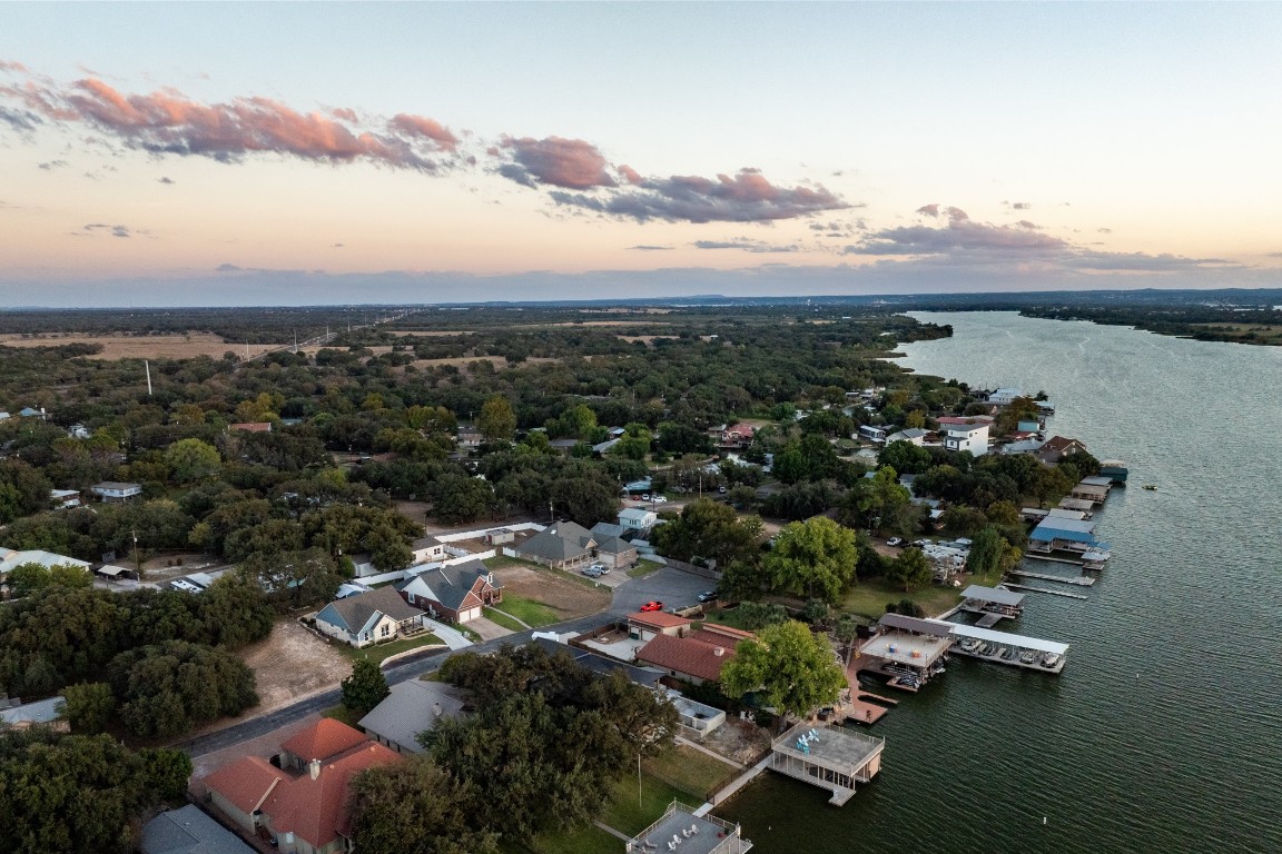 127 Hidden Oaks Drive , Kingsland, TX, 78639 | 4879611 | Realty Texas LLC