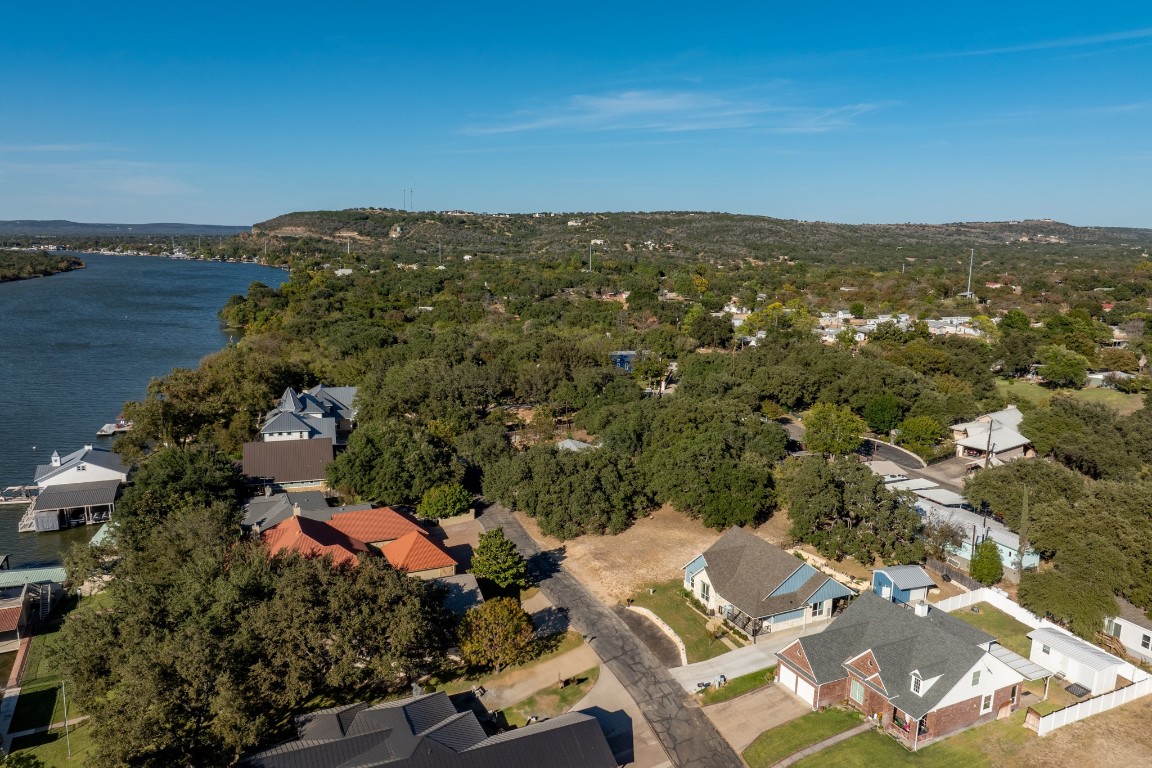 127 Hidden Oaks Drive , Kingsland, TX, 78639 | 4879611 | Realty Texas LLC