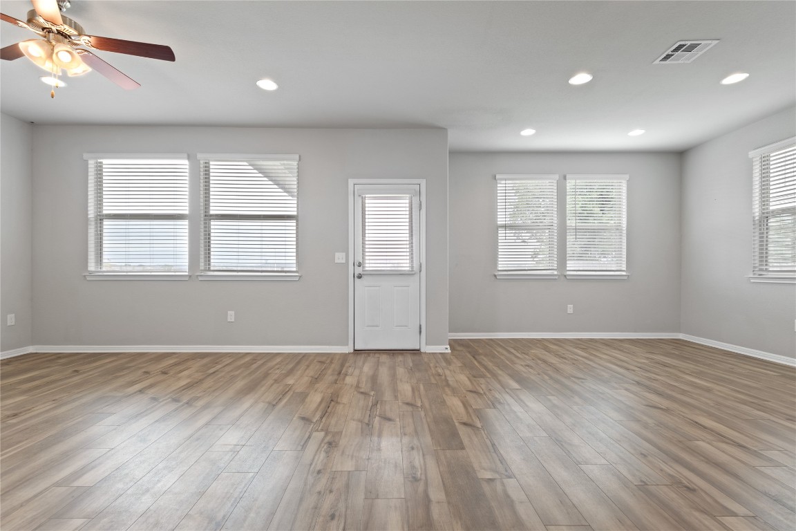 180 Macarthur Drive , Leander, TX, 78641 | 9042296 | Realty Texas LLC