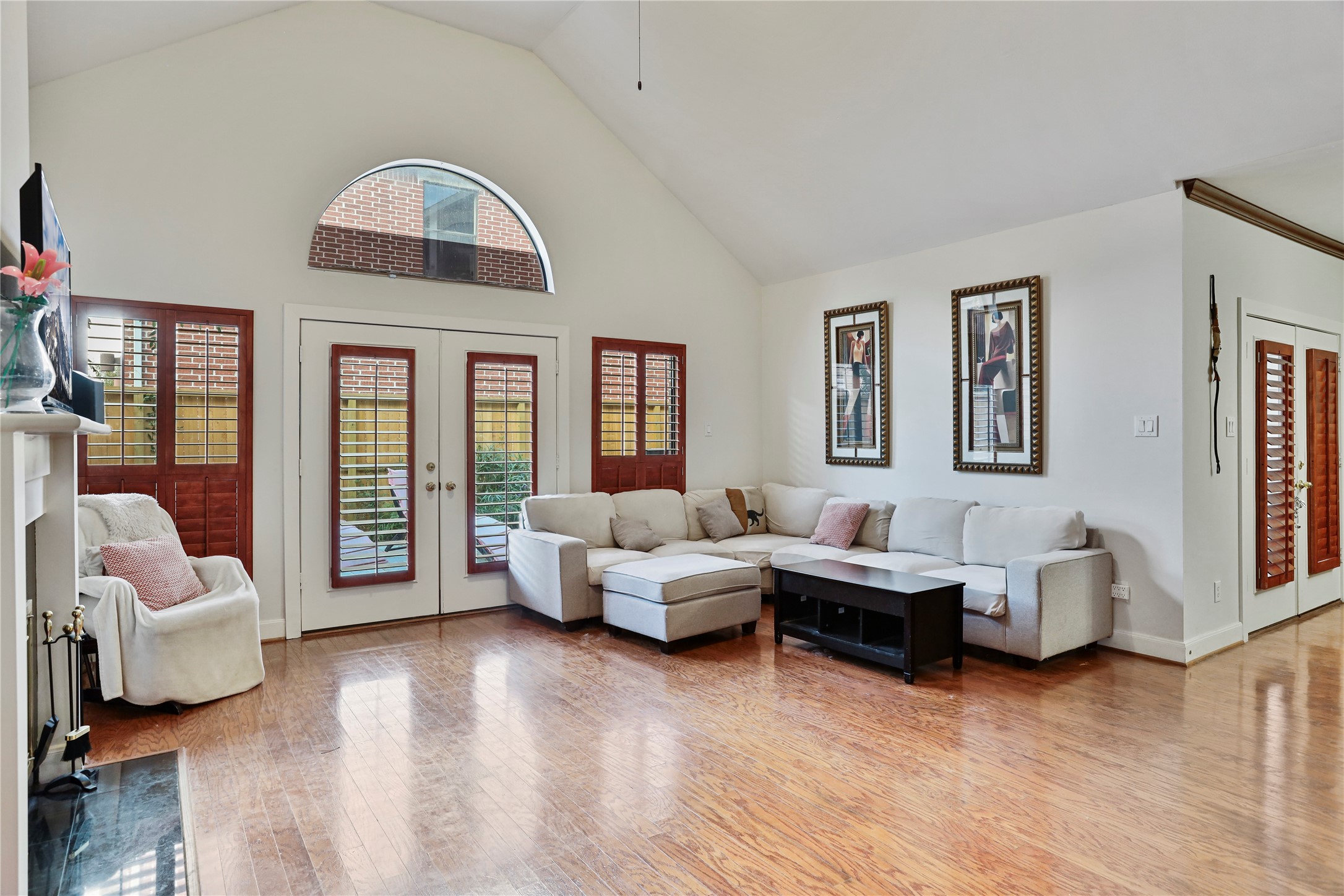 5646 Valerie Street , Houston, TX, 77081 | 60266694 | Realty Texas LLC