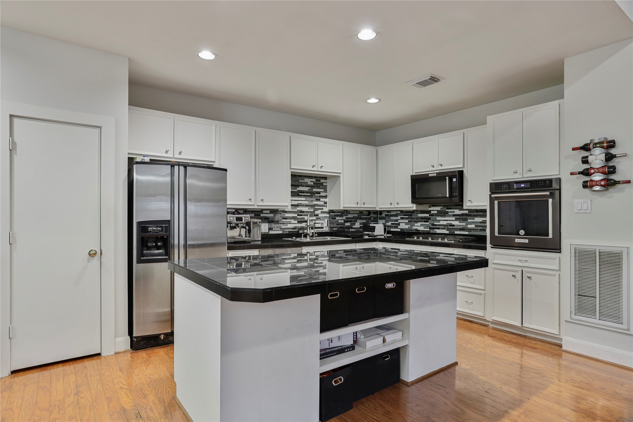 5646 Valerie Street , Houston, TX, 77081 | 60266694 | Realty Texas LLC