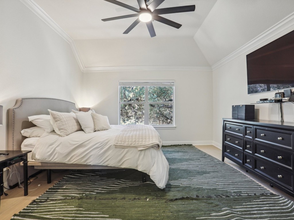 5000 Mission Oaks Boulevard 12 , Austin, TX, 78735 | 9938018 | Realty Texas LLC