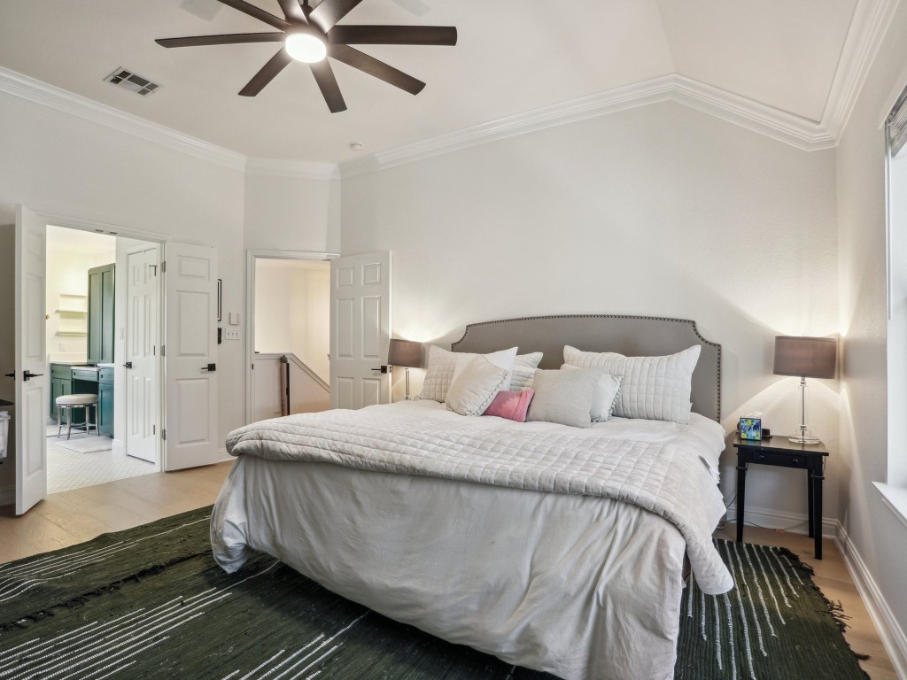 5000 Mission Oaks Boulevard 12 , Austin, TX, 78735 | 9938018 | Realty Texas LLC