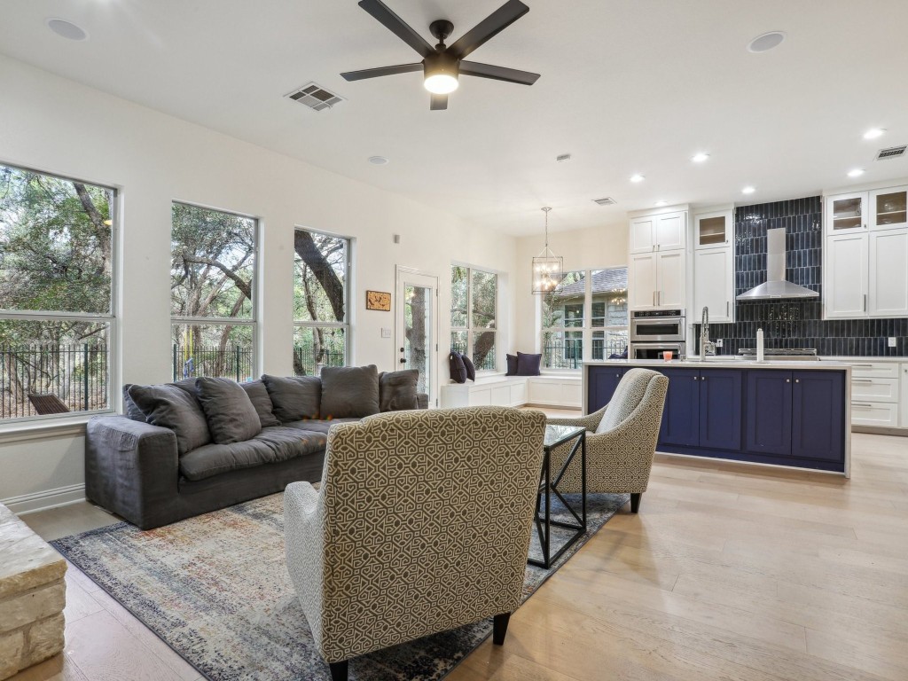 5000 Mission Oaks Boulevard 12 , Austin, TX, 78735 | 9938018 | Realty Texas LLC