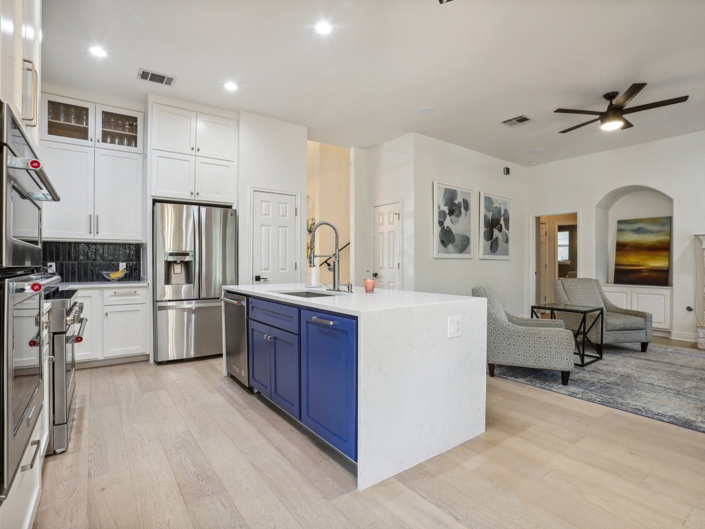 5000 Mission Oaks Boulevard 12 , Austin, TX, 78735 | 9938018 | Realty Texas LLC