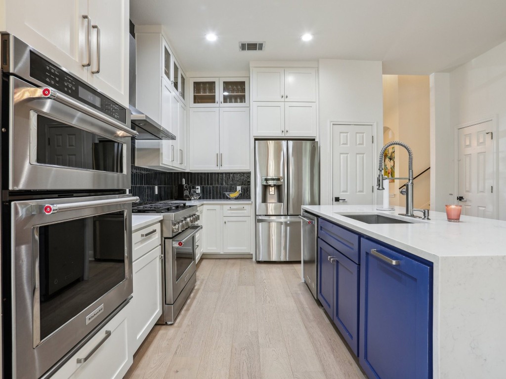 5000 Mission Oaks Boulevard 12 , Austin, TX, 78735 | 9938018 | Realty Texas LLC