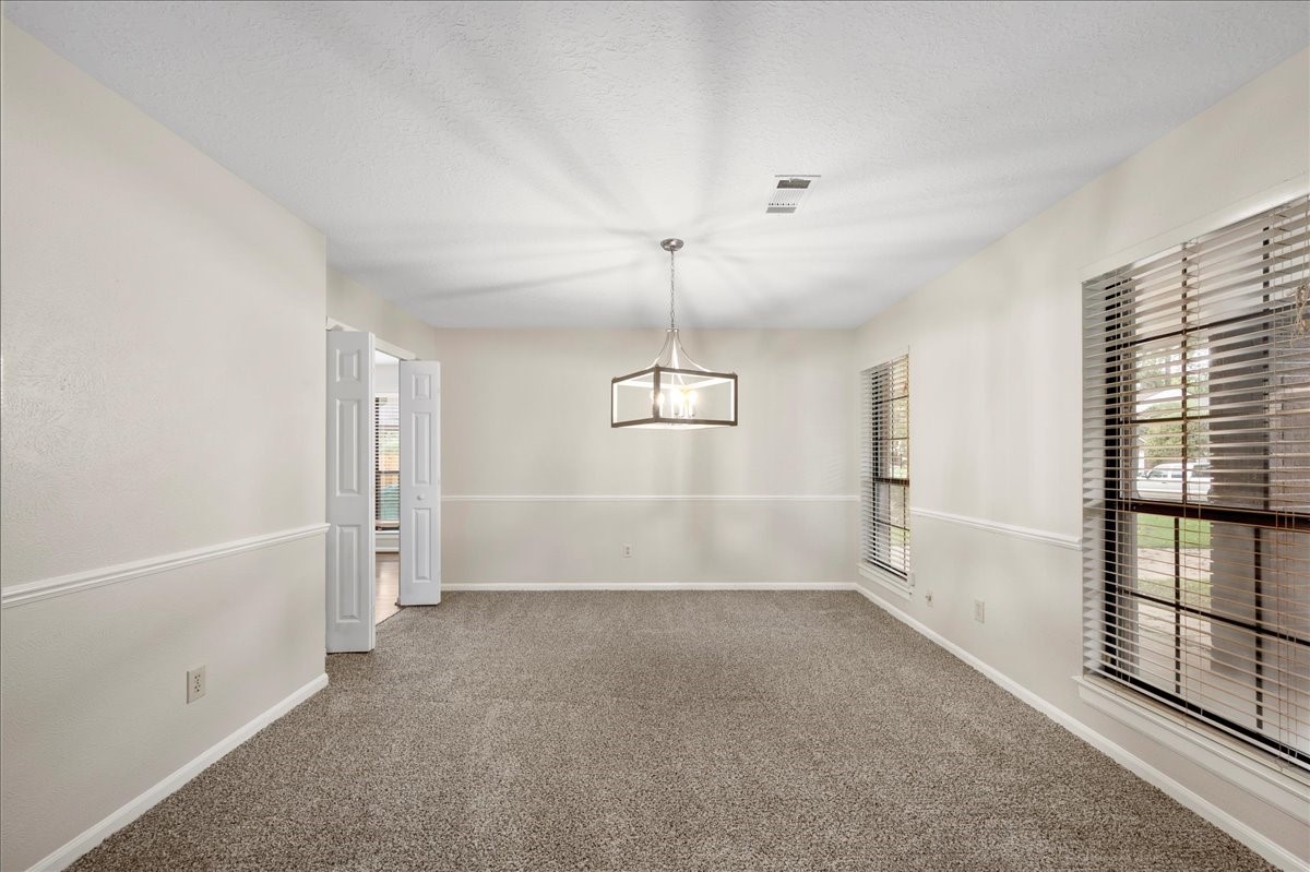 38 Eagle Rock Place , The Woodlands, TX, 77381 | 83318106 | Realty Texas LLC