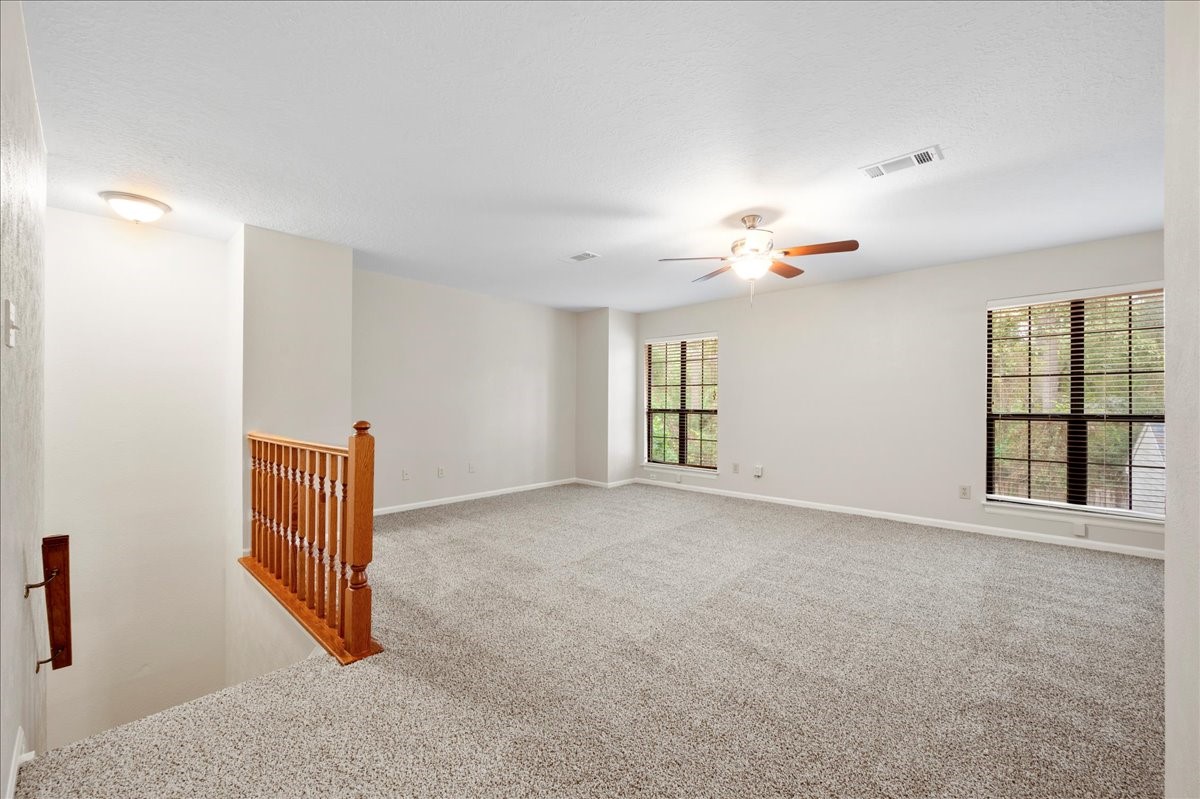 38 Eagle Rock Place , The Woodlands, TX, 77381 | 83318106 | Realty Texas LLC