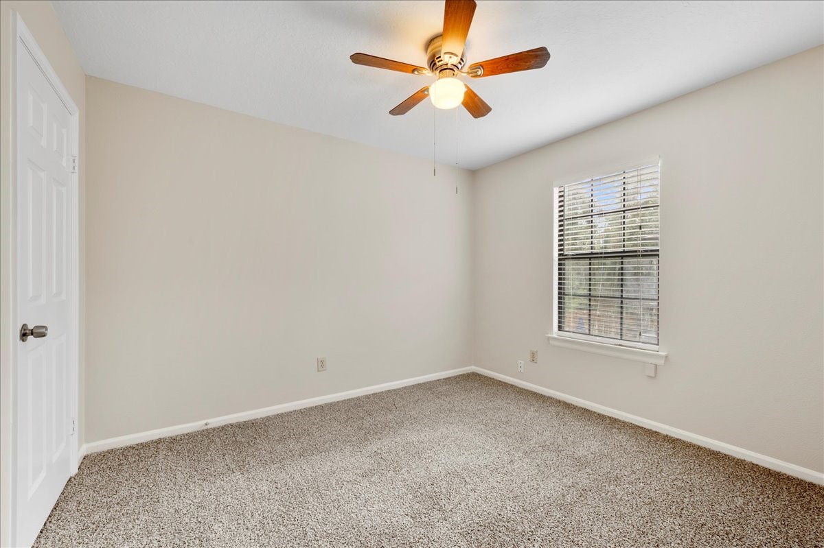 38 Eagle Rock Place , The Woodlands, TX, 77381 | 83318106 | Realty Texas LLC