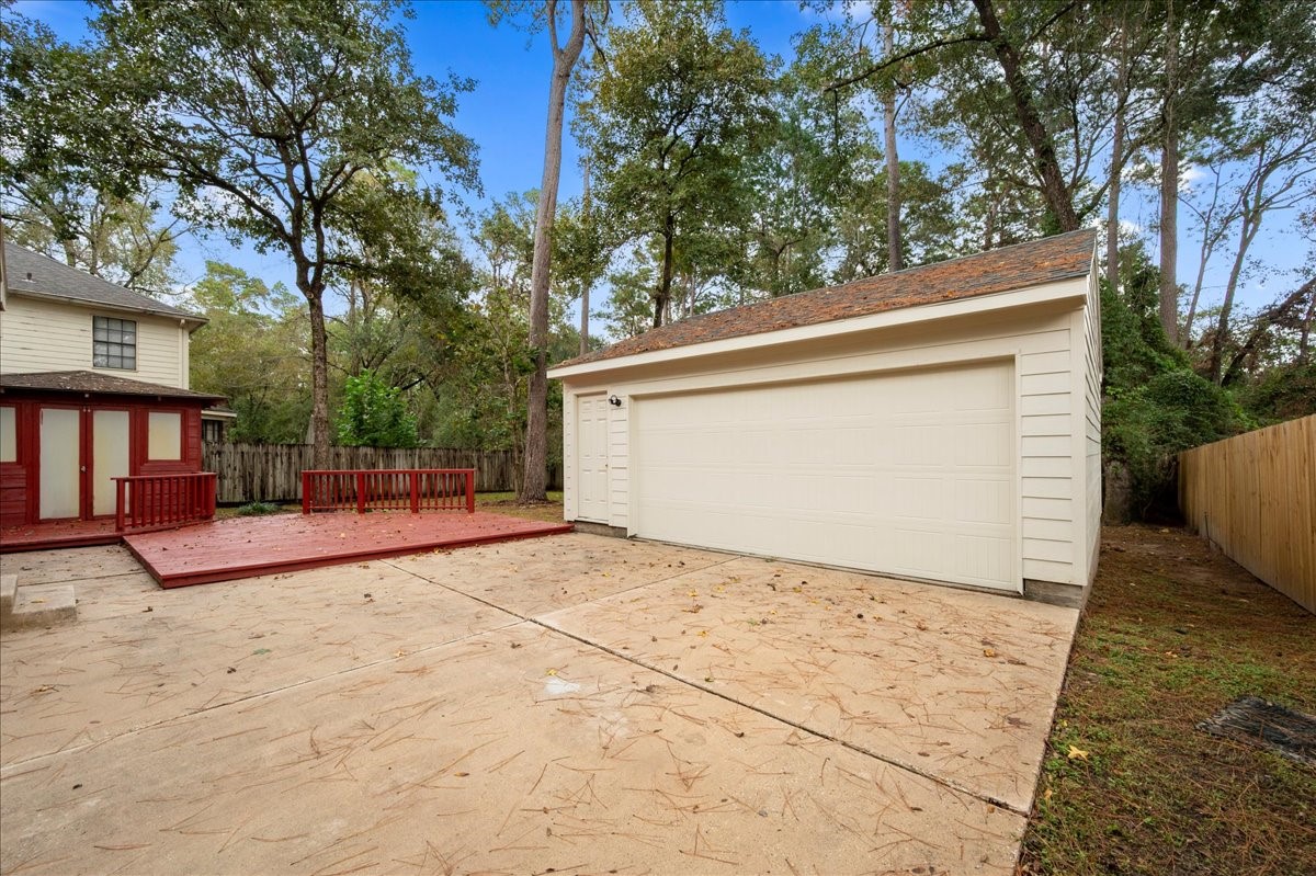 38 Eagle Rock Place , The Woodlands, TX, 77381 | 83318106 | Realty Texas LLC