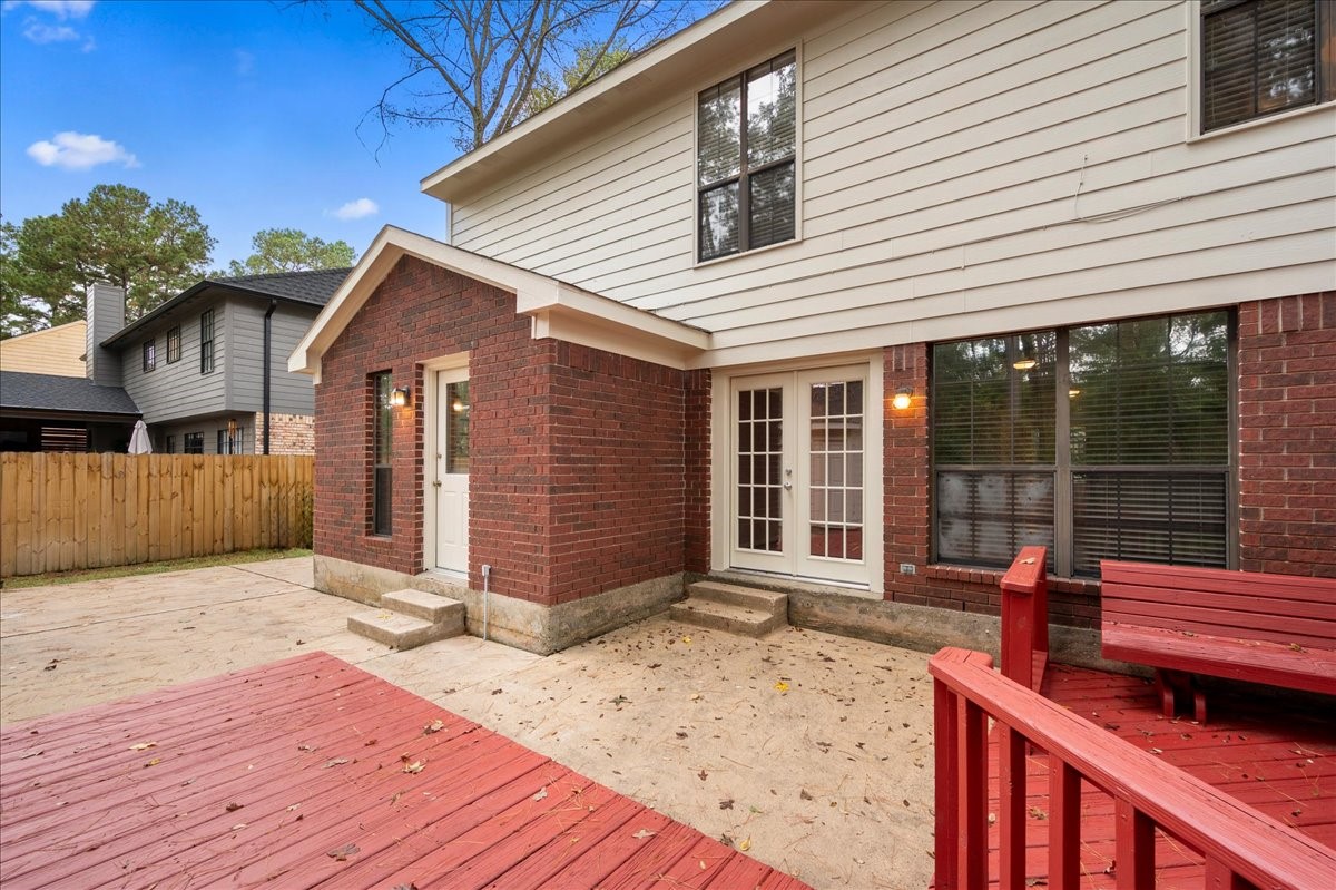 38 Eagle Rock Place , The Woodlands, TX, 77381 | 83318106 | Realty Texas LLC