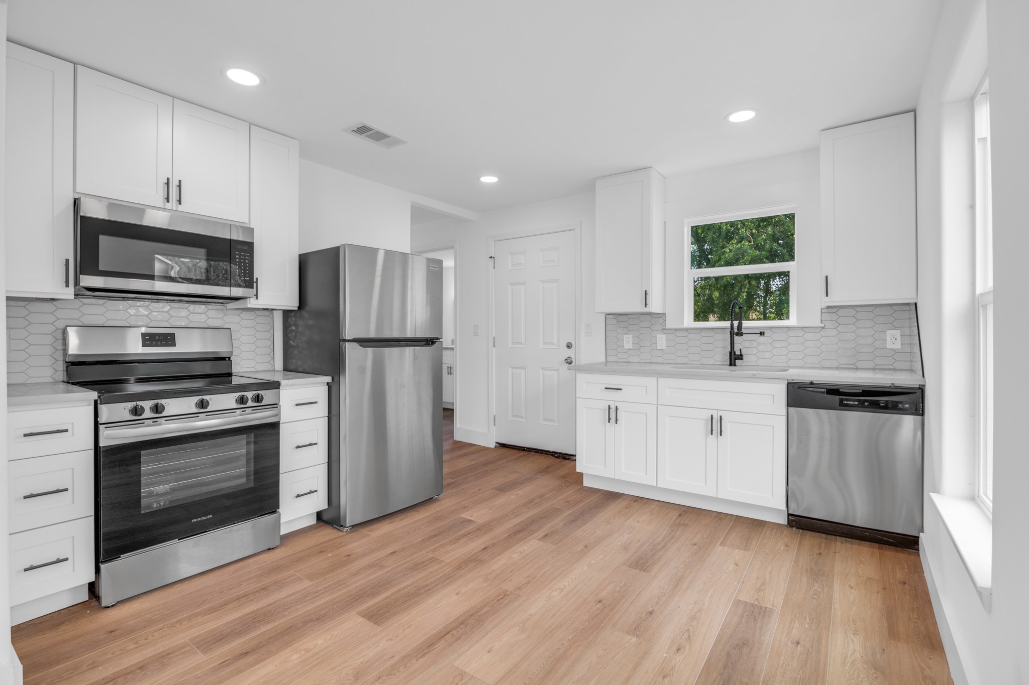 9818 Kerr Street , Houston, TX, 77029 | 78312321 | Realty Texas LLC