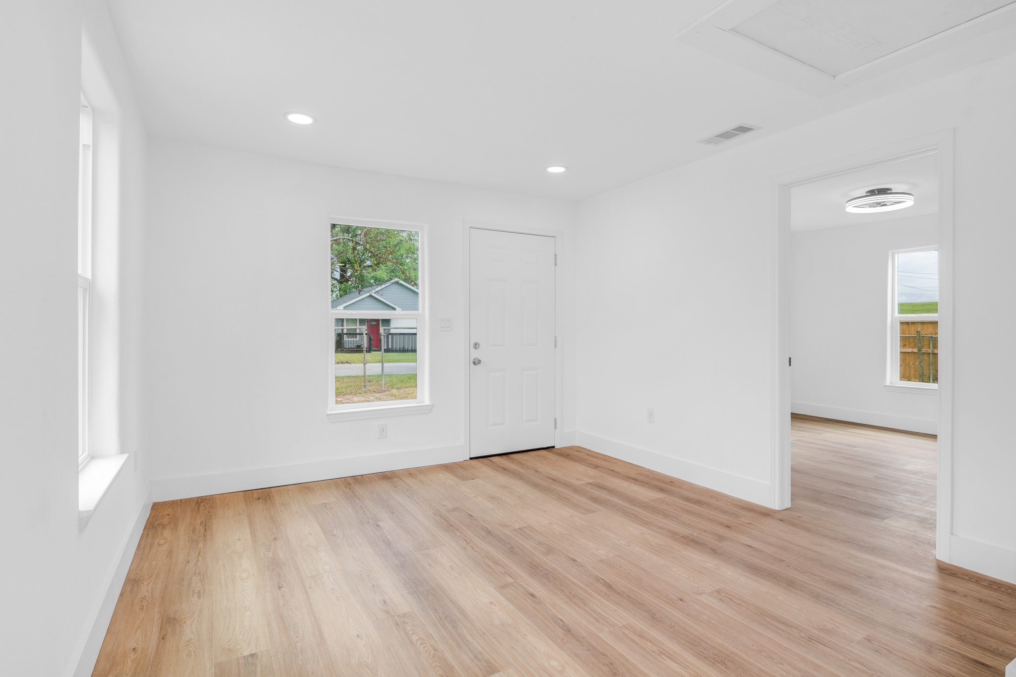 9818 Kerr Street , Houston, TX, 77029 | 78312321 | Realty Texas LLC