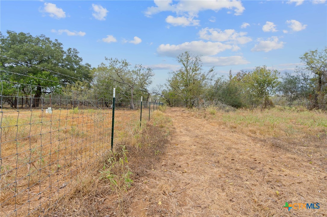1900 Callihan Road , Luling, TX, 78648 | 561876 | Realty Texas LLC