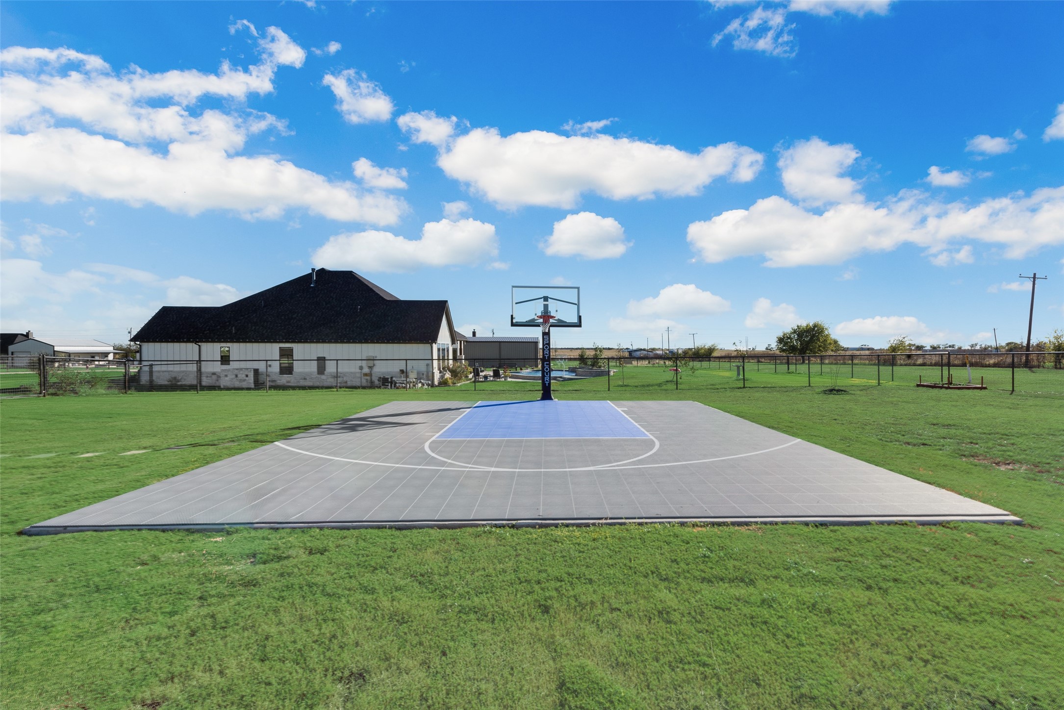 811 Alto Bonito Court , Godley, TX, 76044 | 20769871 | Realty Texas LLC