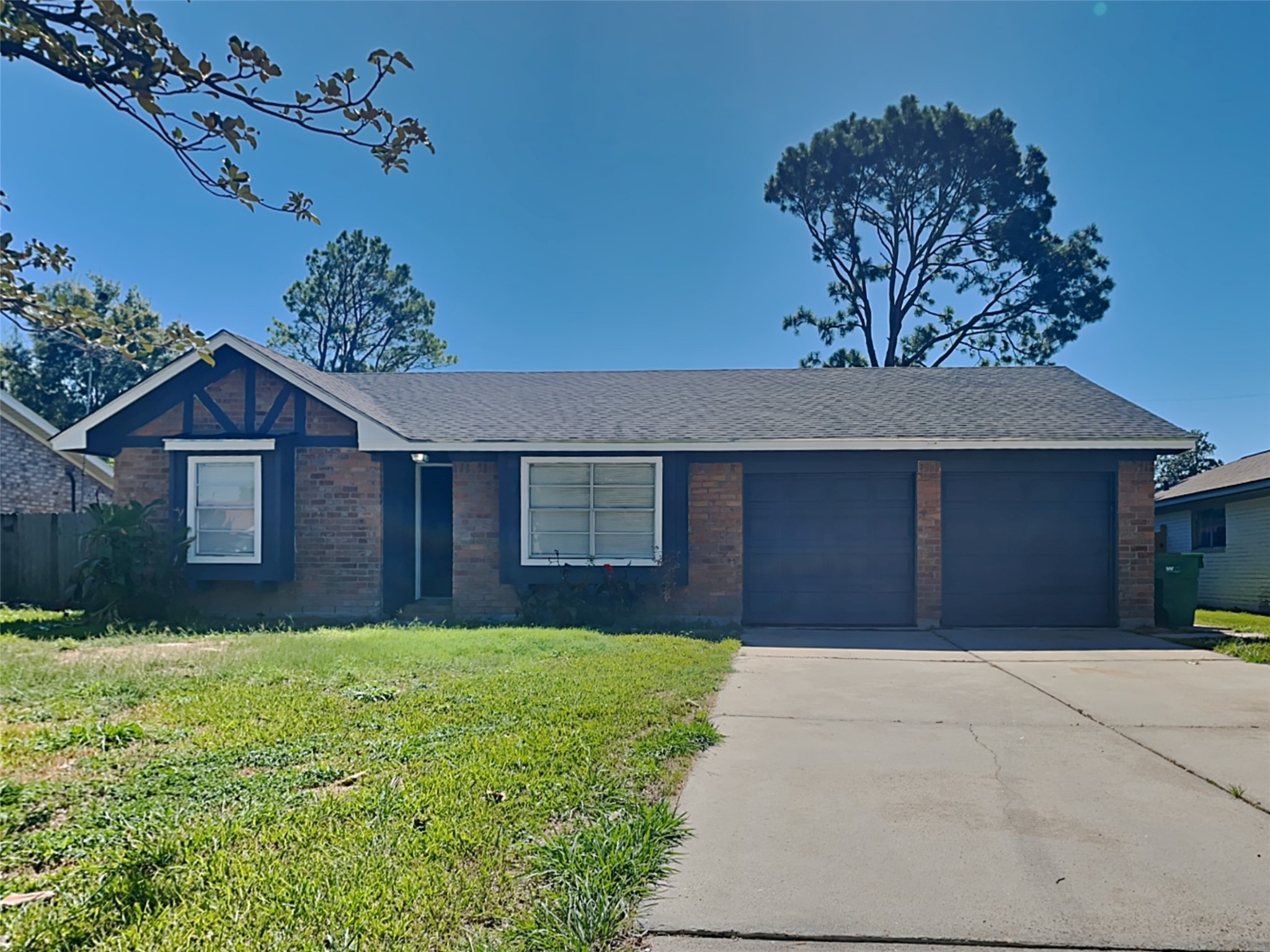 611 Meadowglen Drive , Baytown, TX, 77521 | 69574725 | Realty Texas LLC