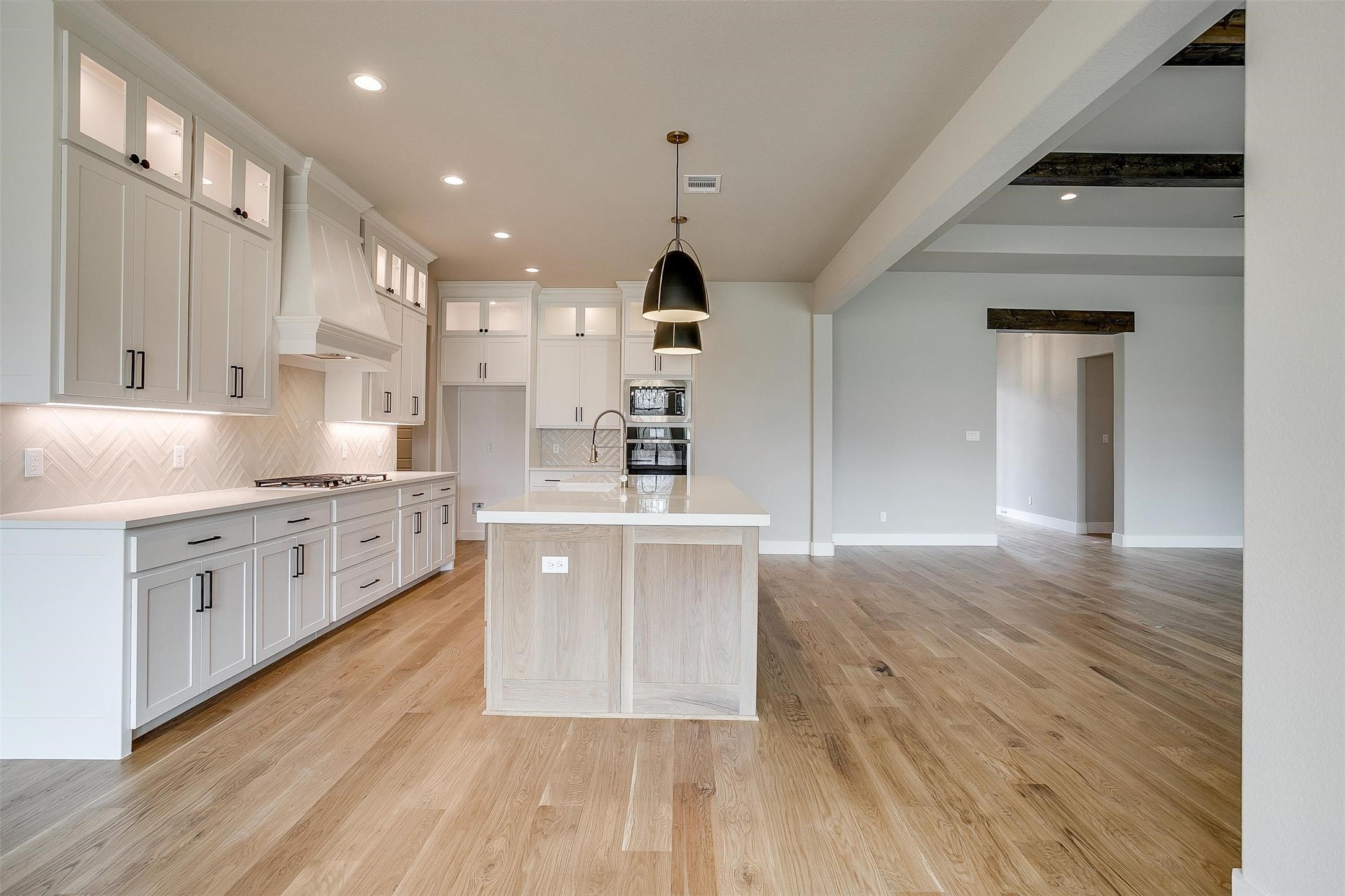 2012 Meadow Bend Court , Annetta South, TX, 76008 | 20772122 | Realty Texas LLC