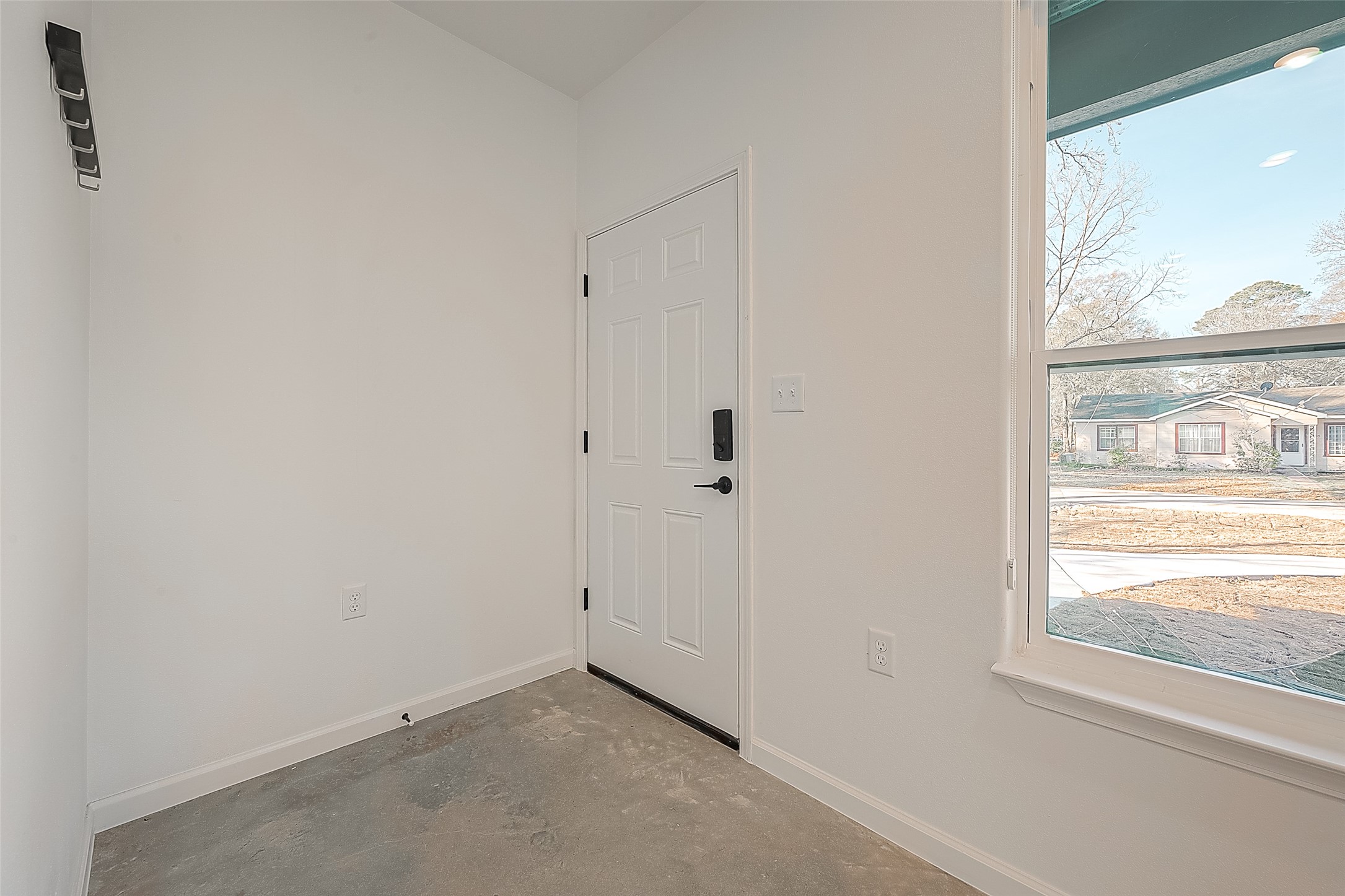 1304 Holder Street B , Conroe, TX, 77301 | 92557063 | Realty Texas LLC