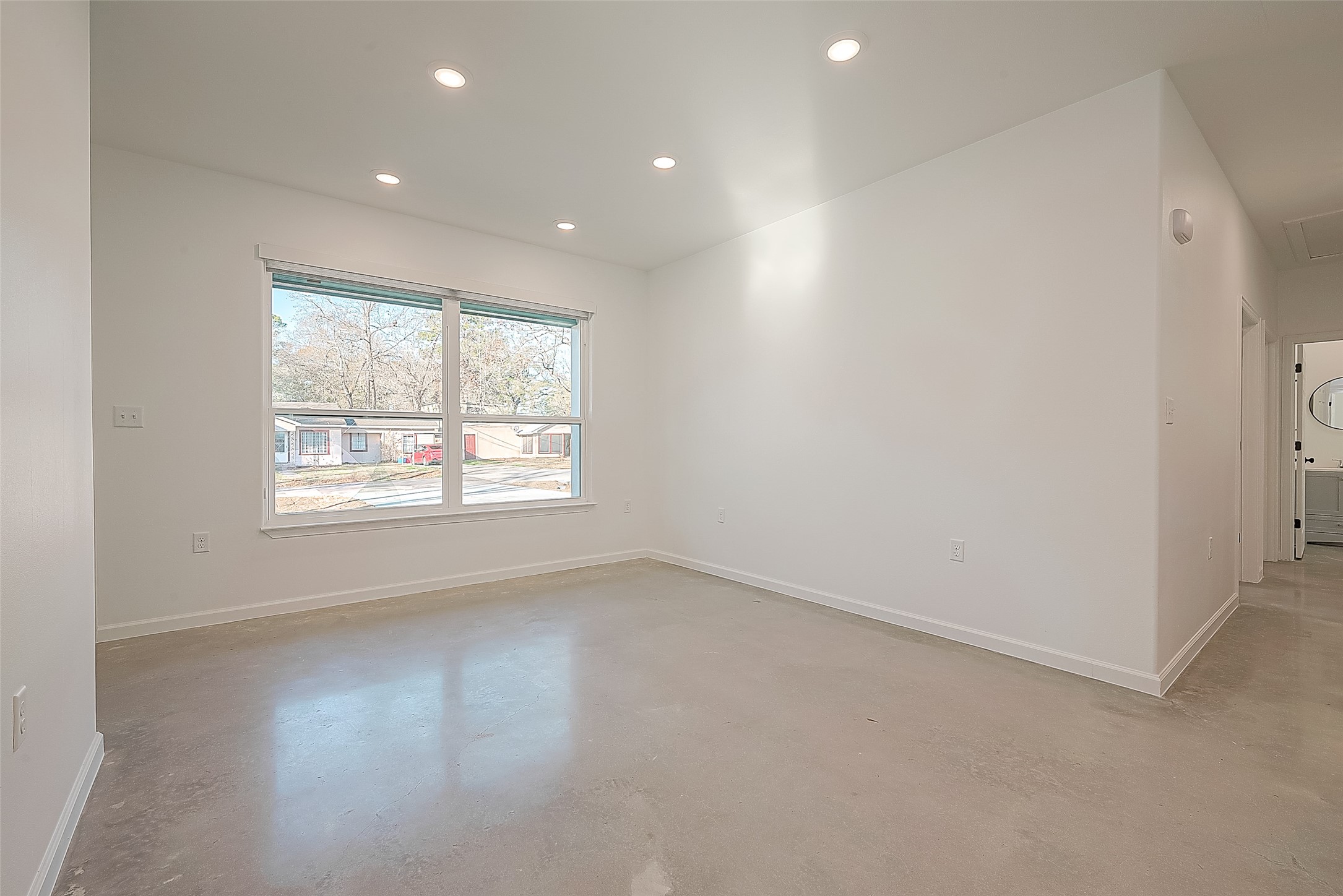 1304 Holder Street B , Conroe, TX, 77301 | 92557063 | Realty Texas LLC