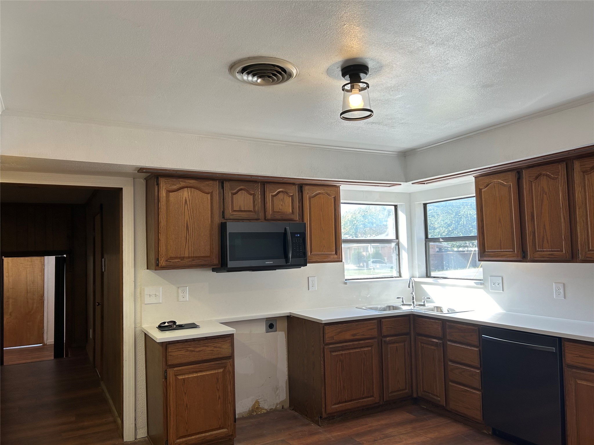 8300 Maddox Street , Dallas, TX, 75217 | 20772295 | Realty Texas LLC