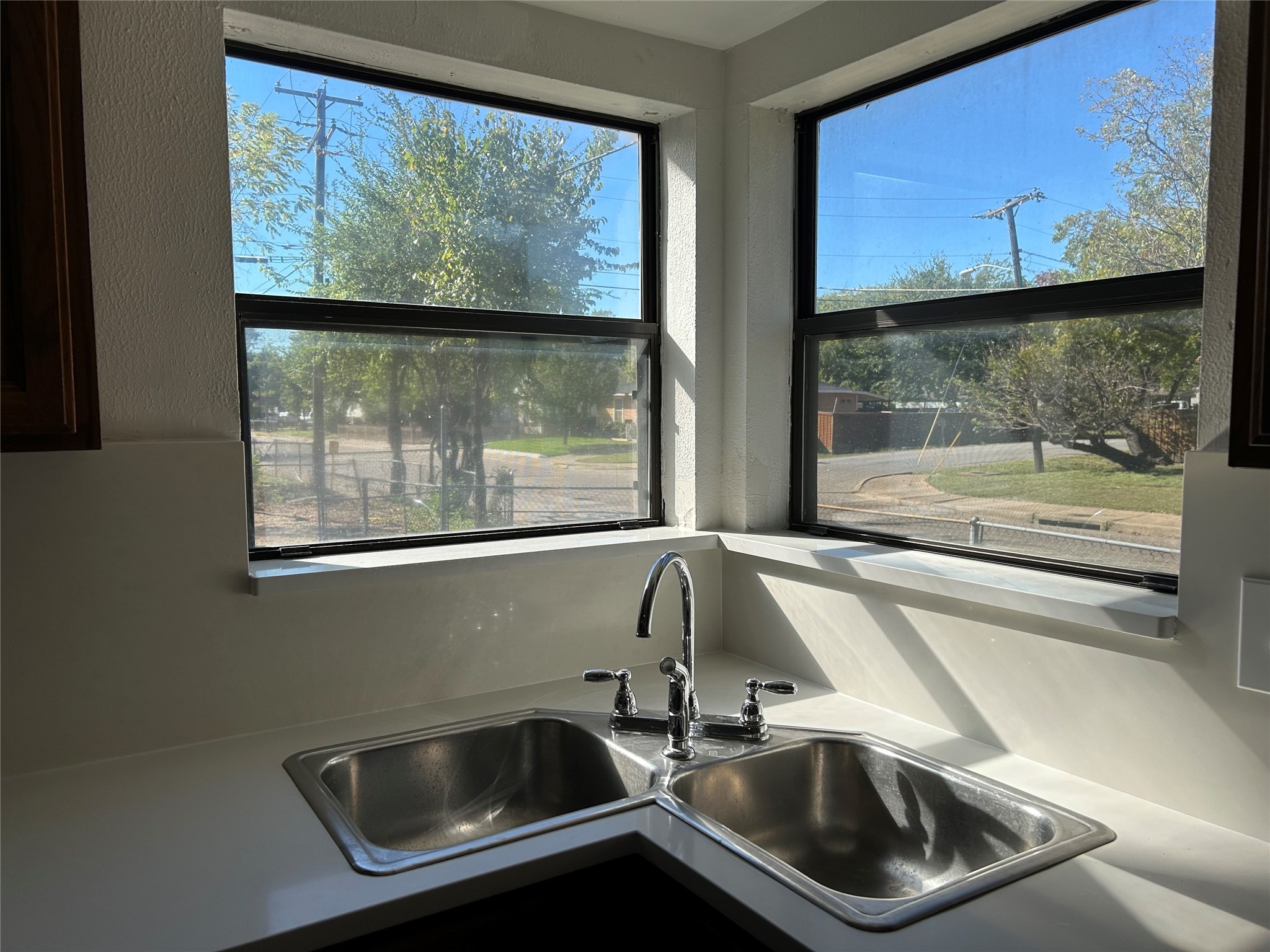 8300 Maddox Street , Dallas, TX, 75217 | 20772295 | Realty Texas LLC