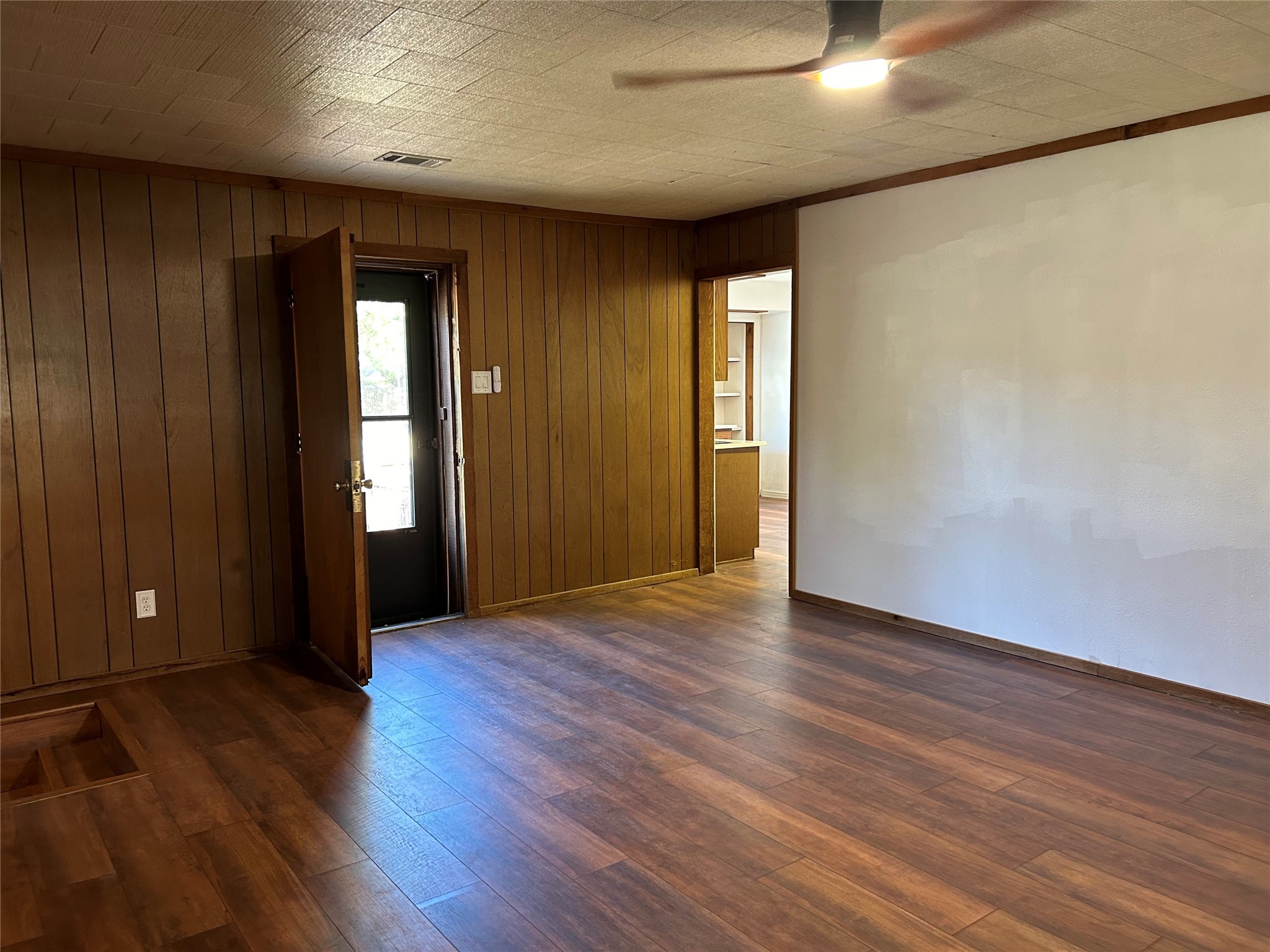 8300 Maddox Street , Dallas, TX, 75217 | 20772295 | Realty Texas LLC