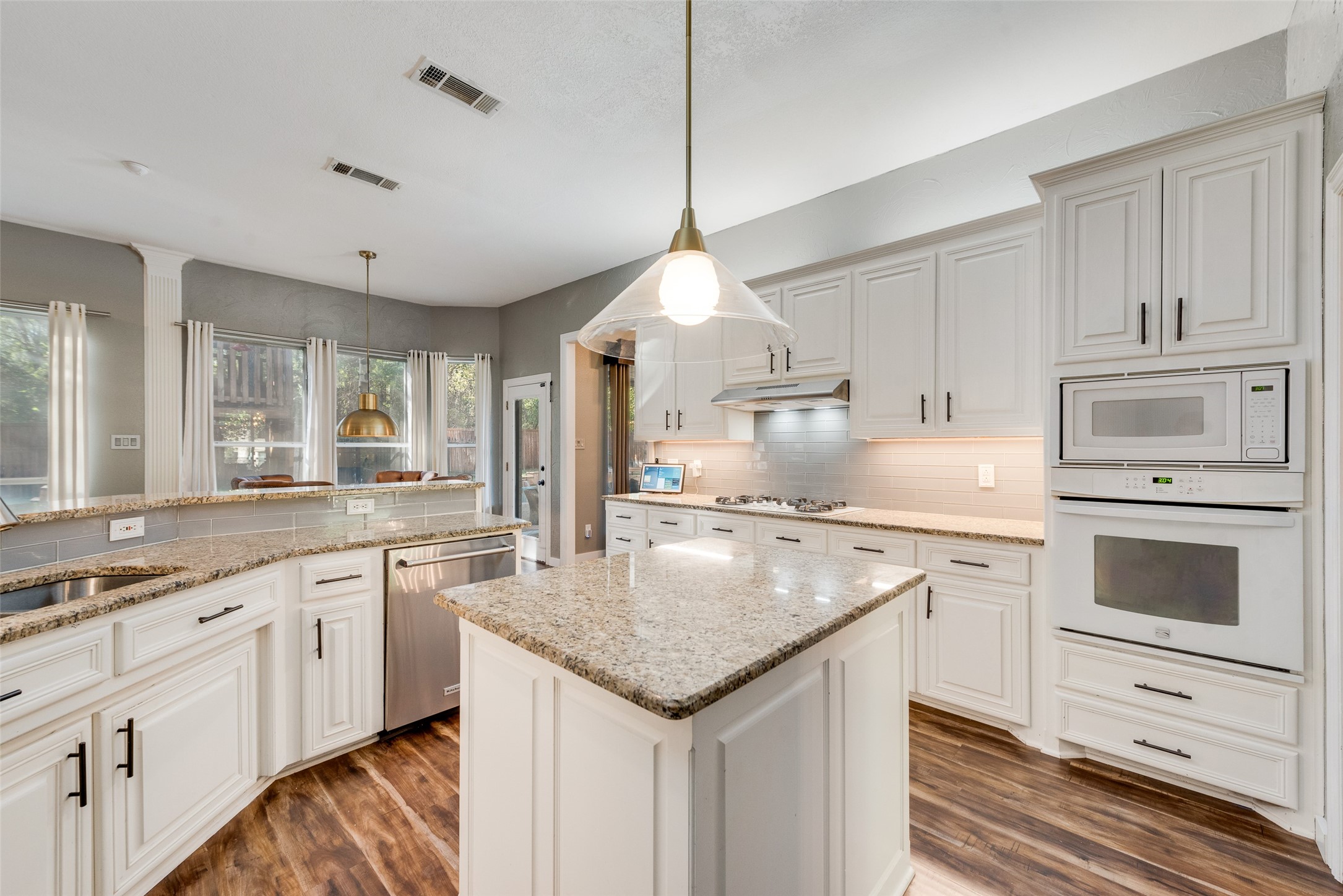 1306 Austin Thomas Drive , Keller, TX, 76248 | 20772562 | Realty Texas LLC