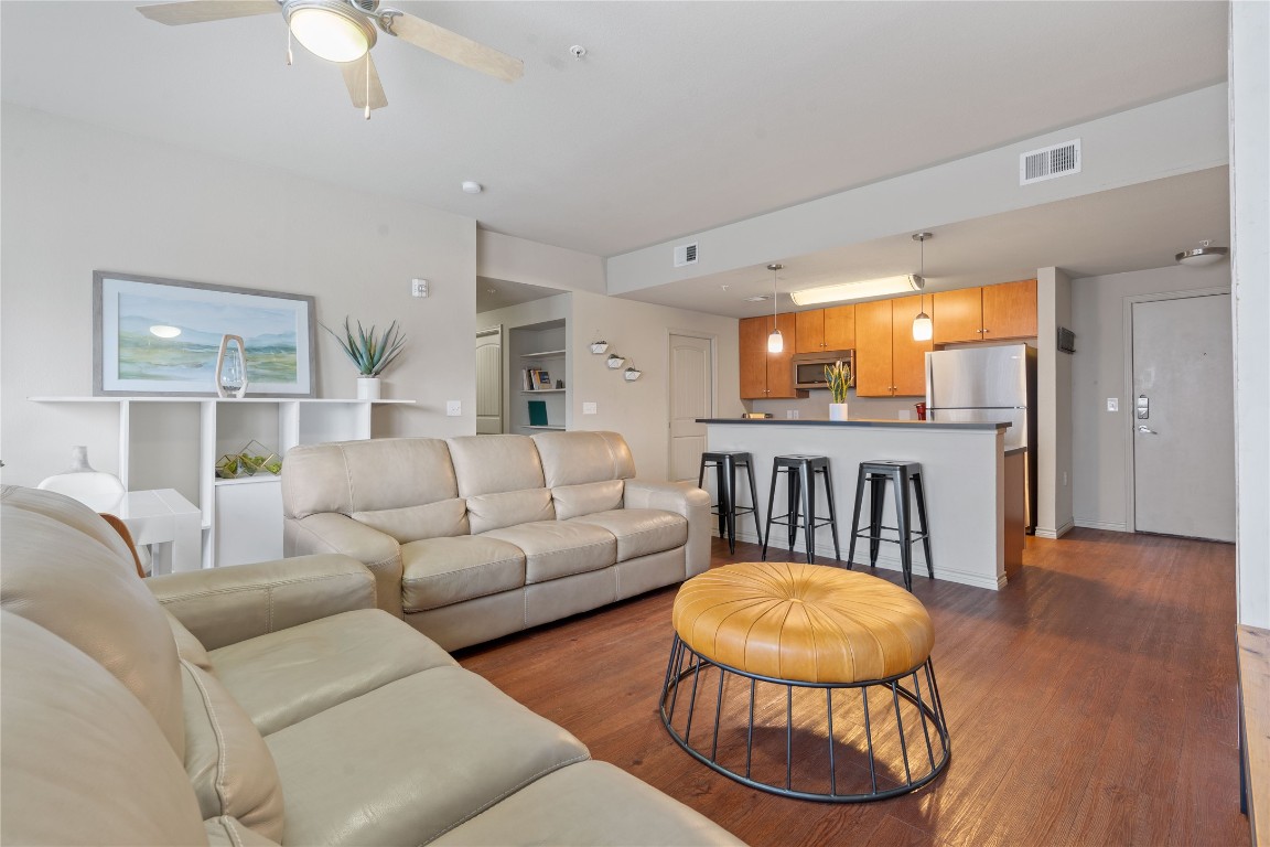 5117 N Lamar Boulevard 203 , Austin, TX, 78751 | 7872430 | Realty Texas LLC