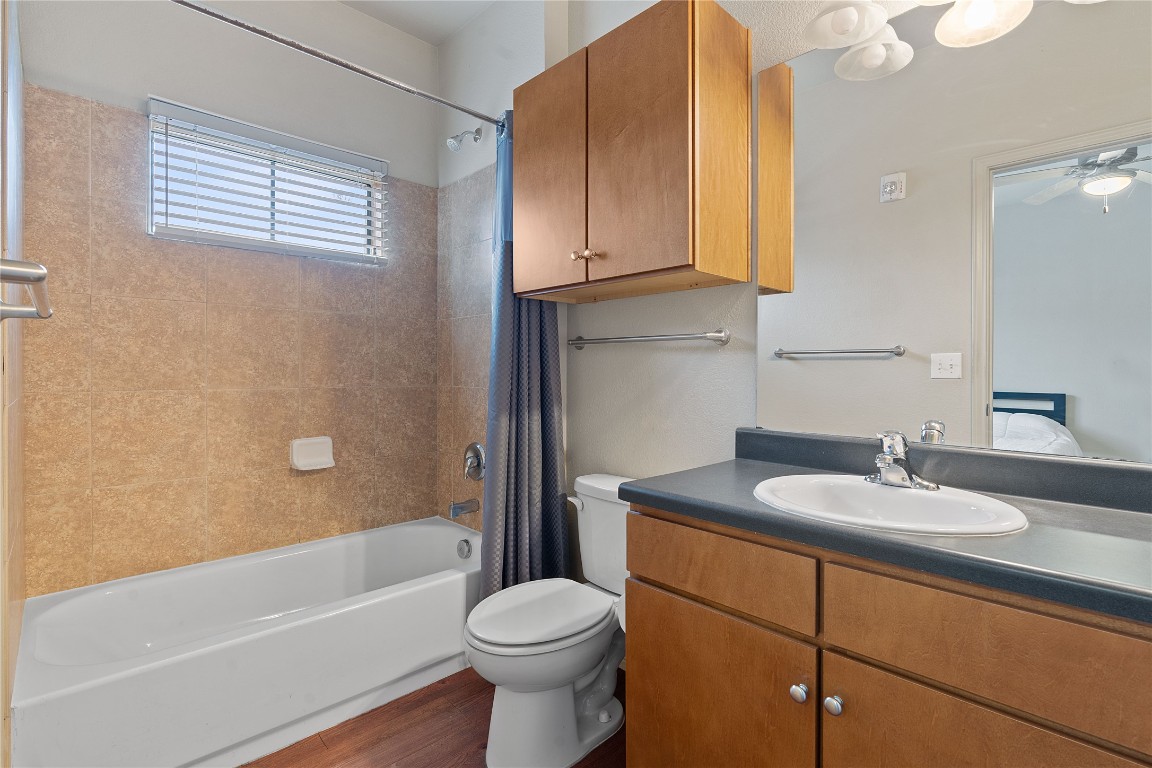 5117 N Lamar Boulevard 203 , Austin, TX, 78751 | 7872430 | Realty Texas LLC