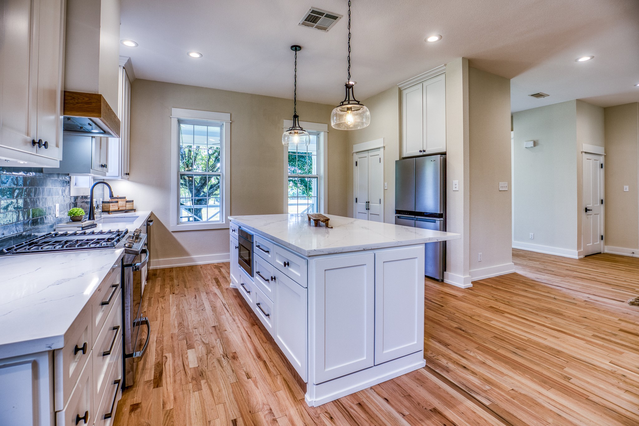 1598 Tiemann Road , New Ulm, TX, 78950 | 16415437 | Realty Texas LLC