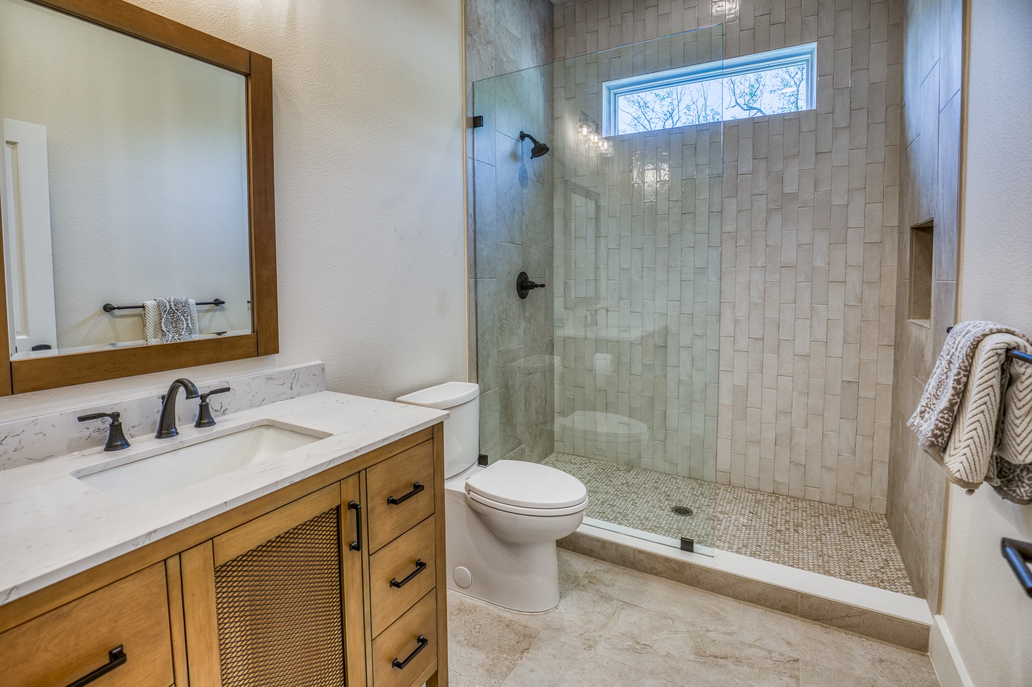 1598 Tiemann Road , New Ulm, TX, 78950 | 16415437 | Realty Texas LLC