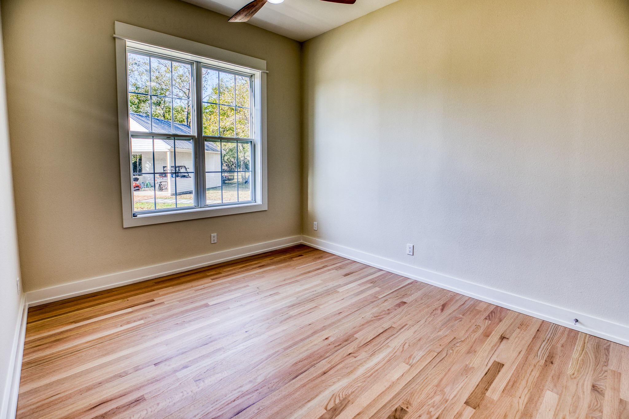 1598 Tiemann Road , New Ulm, TX, 78950 | 16415437 | Realty Texas LLC