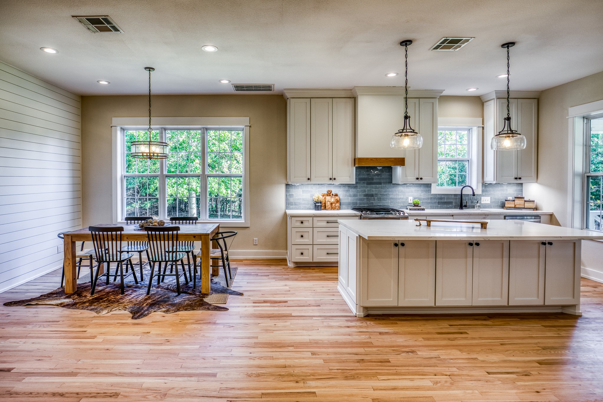 1598 Tiemann Road , New Ulm, TX, 78950 | 16415437 | Realty Texas LLC