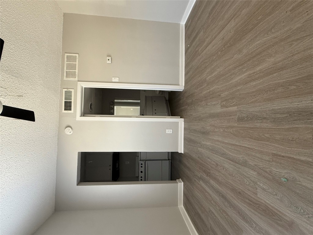 311 E 31ST Street 203B , Austin, TX, 78705 | 3638373 | Realty Texas LLC