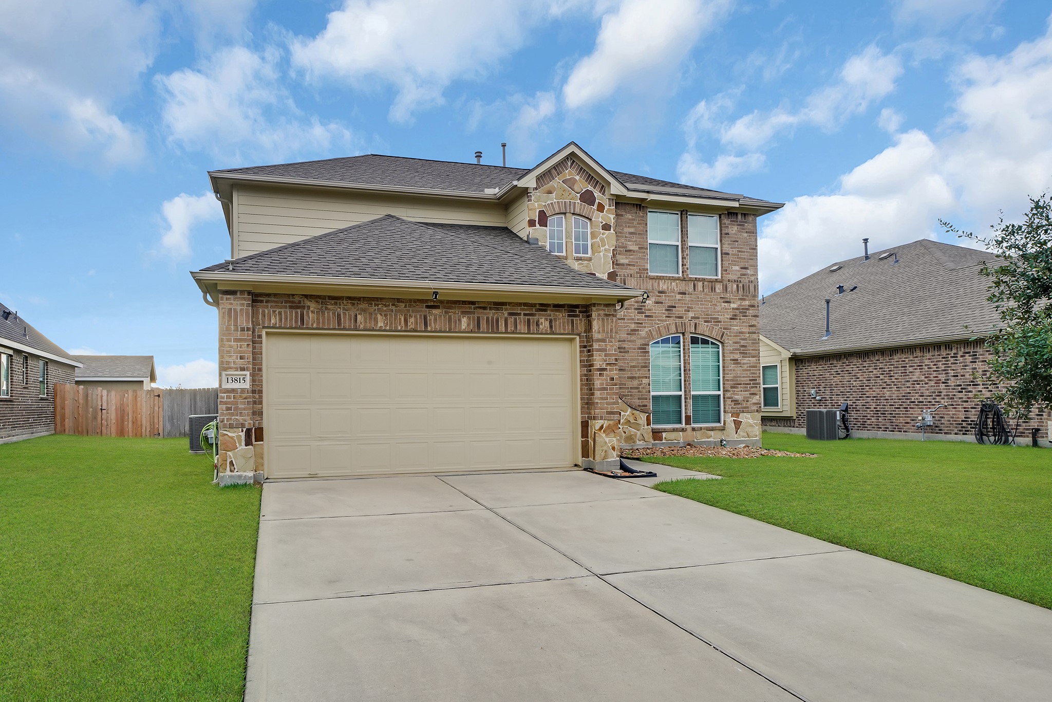 13815 Kodiak Brown Bear Street 