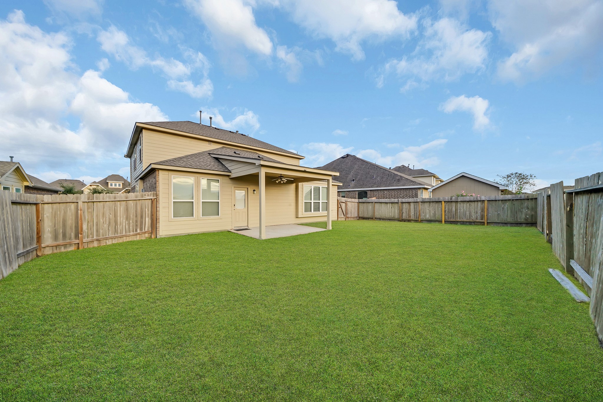 13815 Kodiak Brown Bear Street 