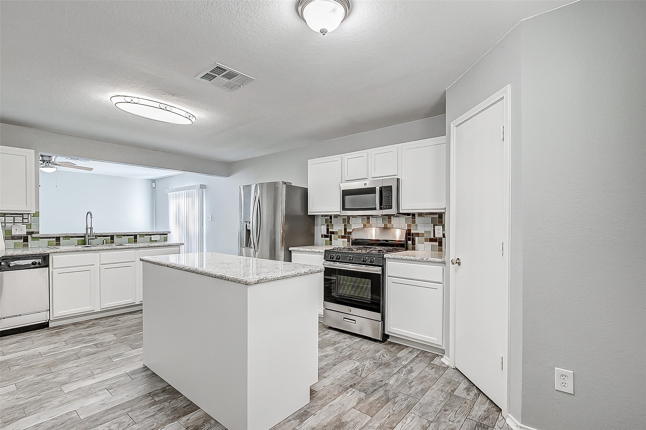 13007 Gatton Park Drive , Houston, TX, 77066 | 47108579 | Realty Texas LLC