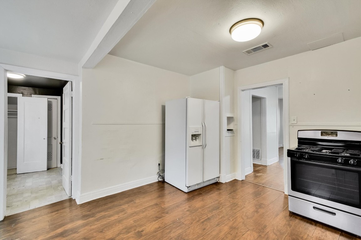 912 Gene Johnson Street , Austin, TX, 78751 | 5546258 | Realty Texas LLC