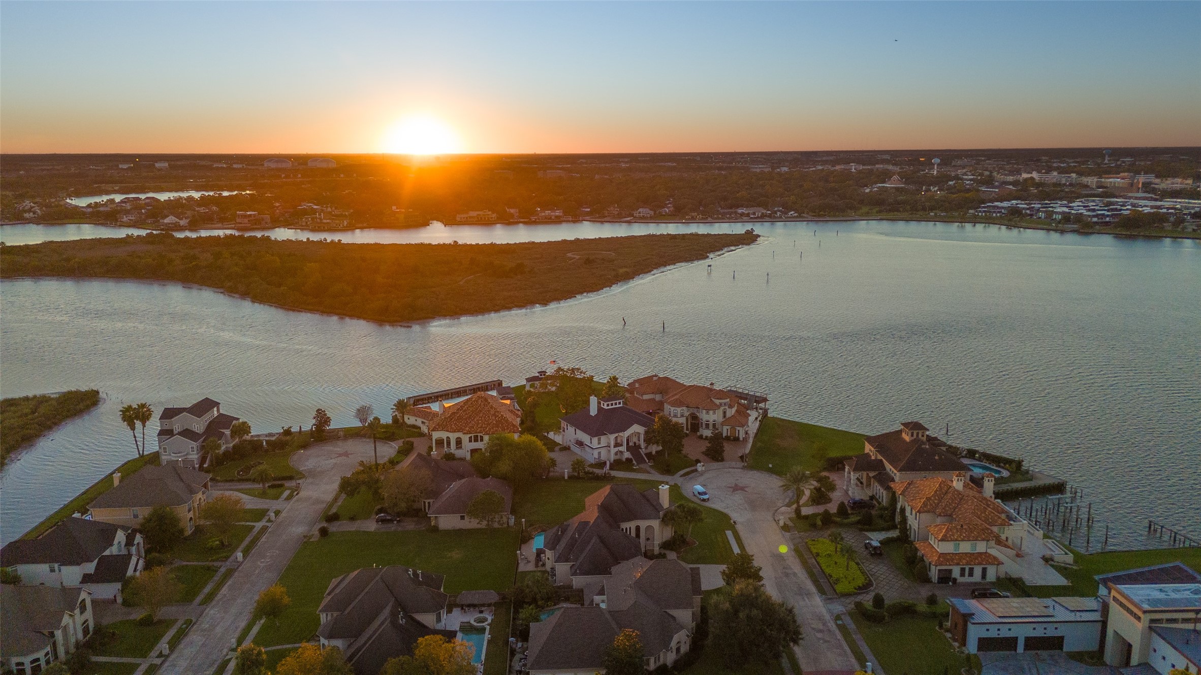 2302 CARINA COURT , League City, TX, 77573 | 15011935 | Realty Texas LLC