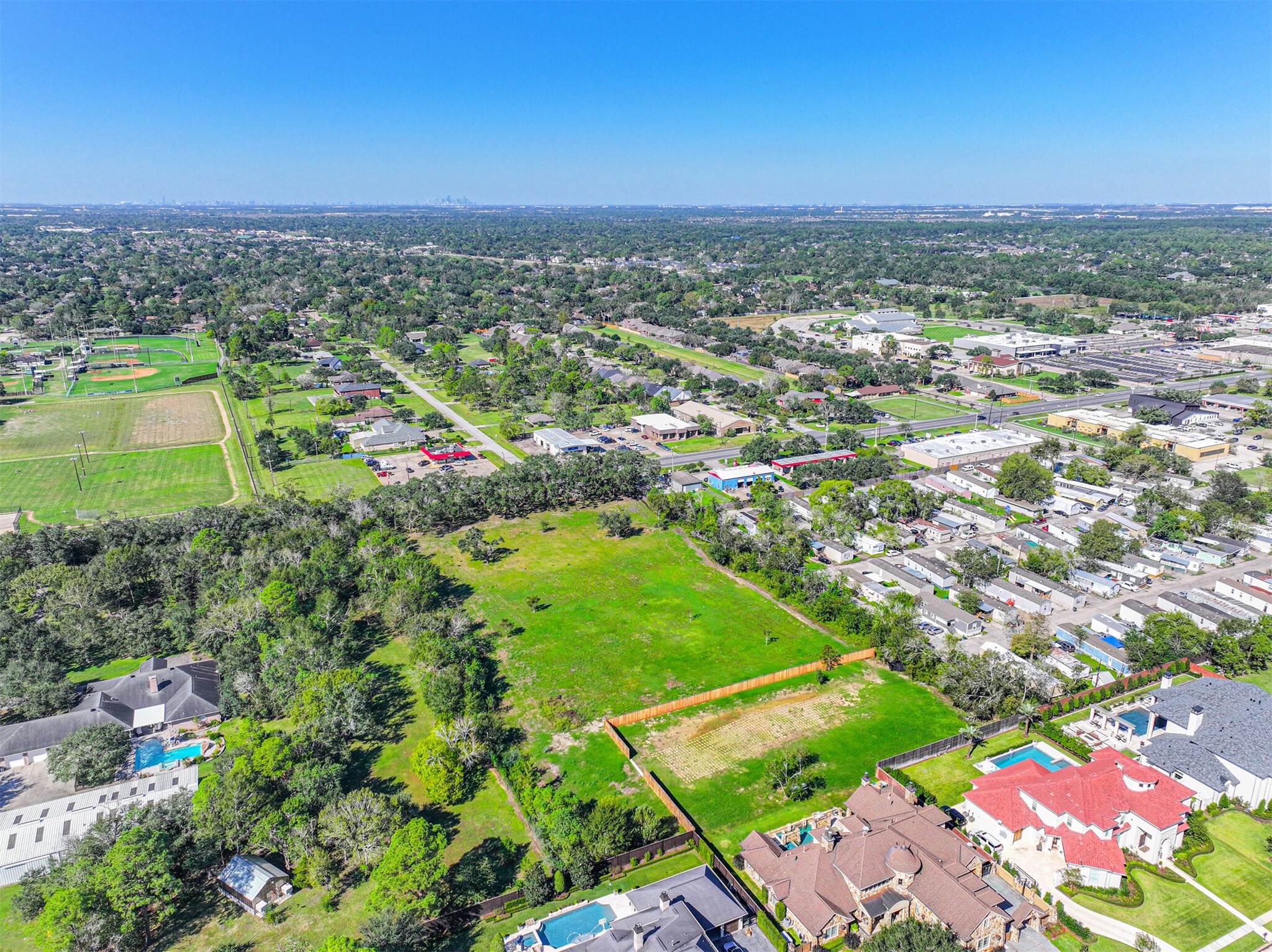 300 W Edgewood Drive, Friendswood, TX, 77546 | 57787444 | Realty Texas LLC