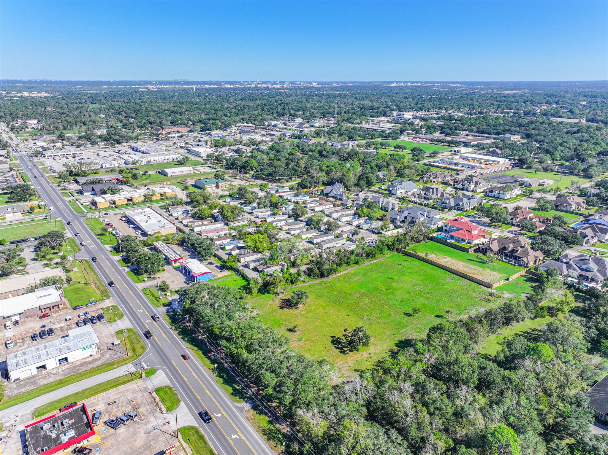 300 W Edgewood Drive, Friendswood, TX, 77546 | 57787444 | Realty Texas LLC