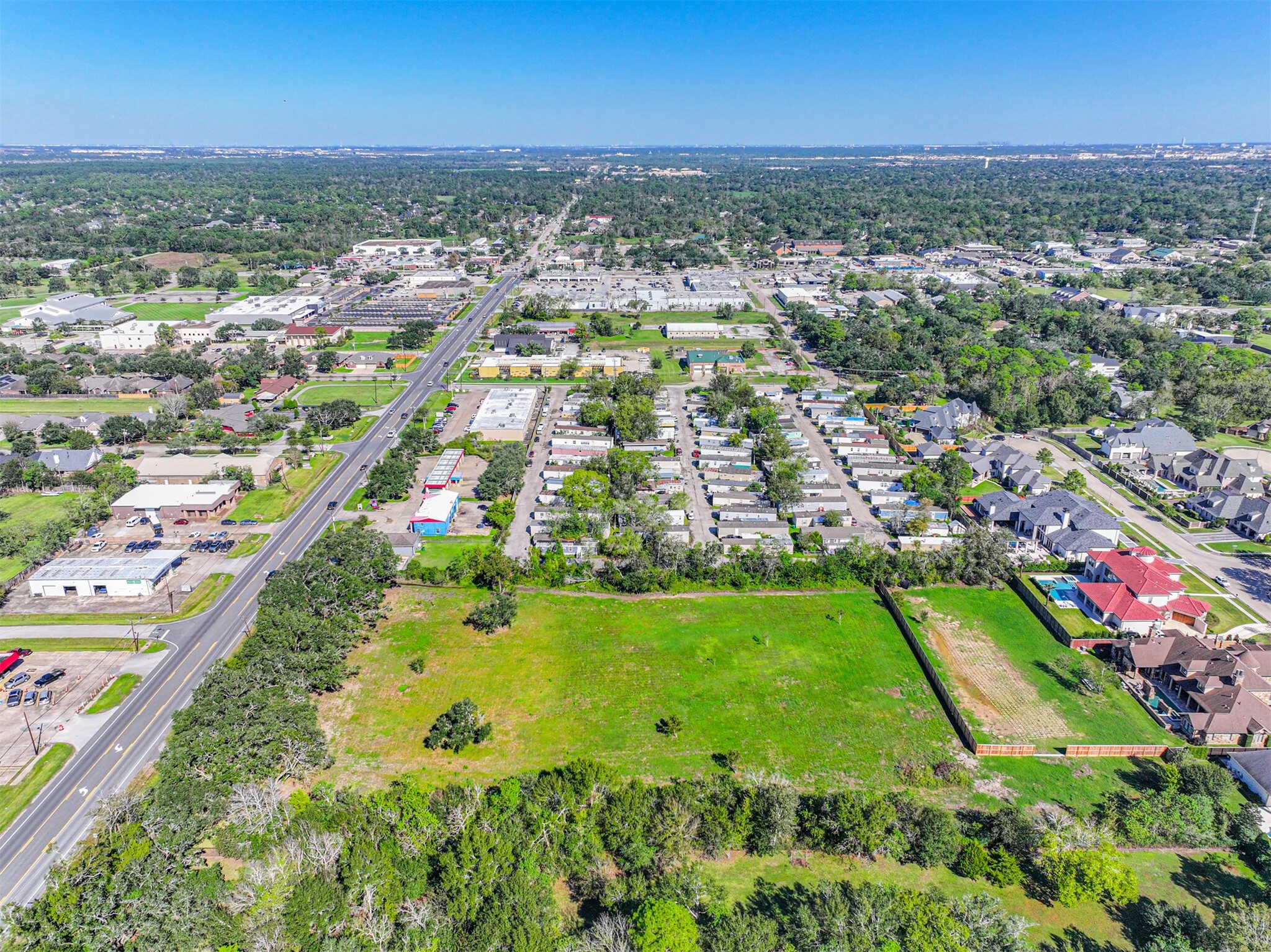 300 W Edgewood Drive, Friendswood, TX, 77546 | 57787444 | Realty Texas LLC