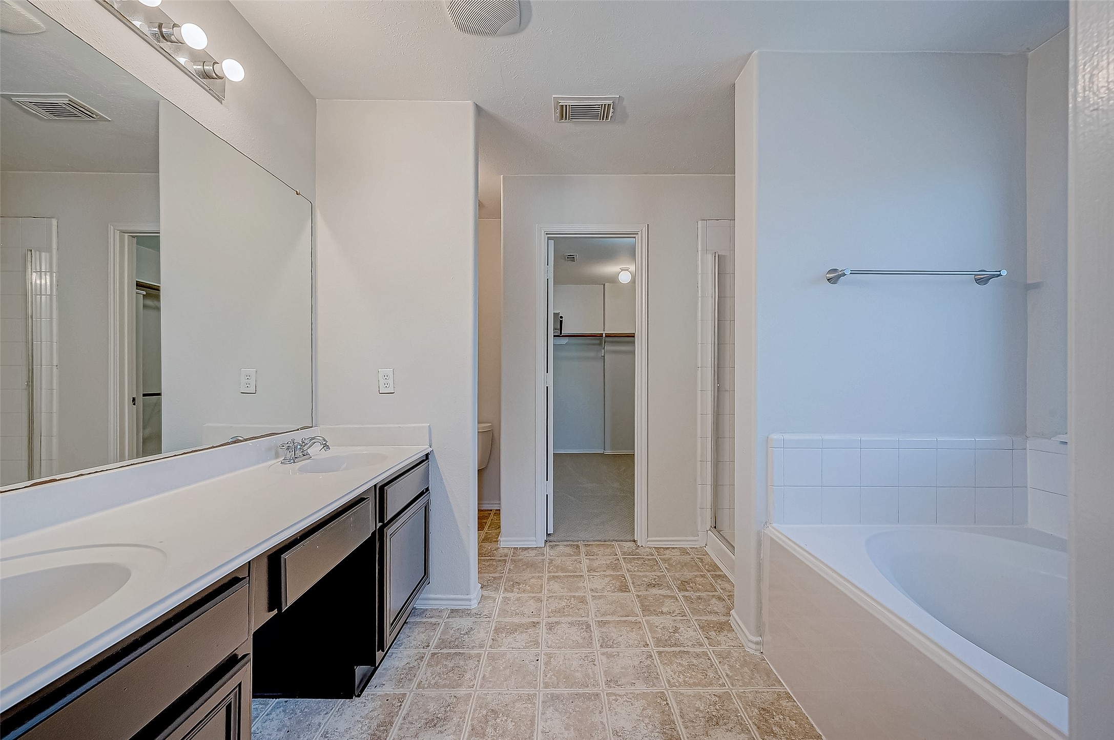 2627 Tinas Terrace Drive , Houston, TX, 77038 | 26172476 | Realty Texas LLC