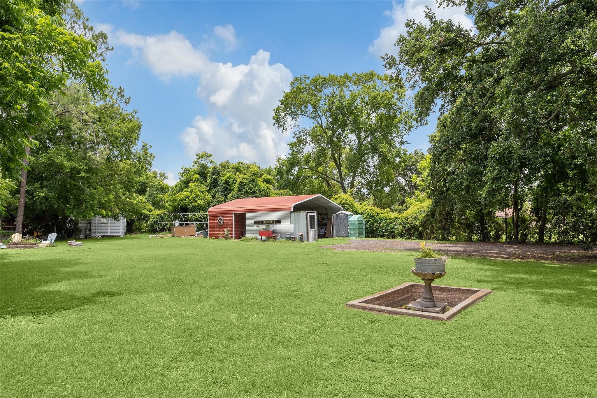 600 S Walker Street , Angleton, TX, 77515 | 92510247 | Realty Texas LLC