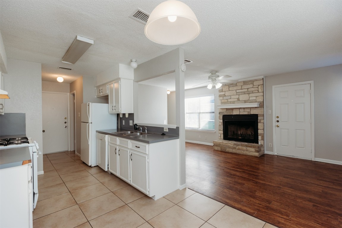 914 Ridgemont Street , Round Rock, TX, 78664 | 6244916 | Realty Texas LLC